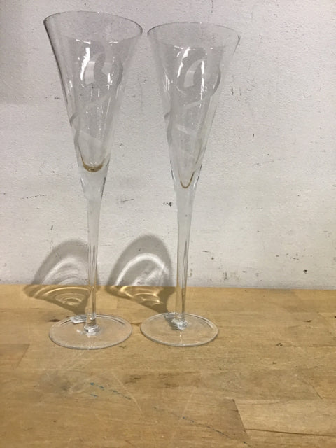 Lenox Heart Champagne Flutes Set of 2 - Elegant Crystal Glassware for Wedding Toasts, Anniversaries & Romantic Celebrations - Perfect for Valentine's Day, Bridal Showers & Special Occasions