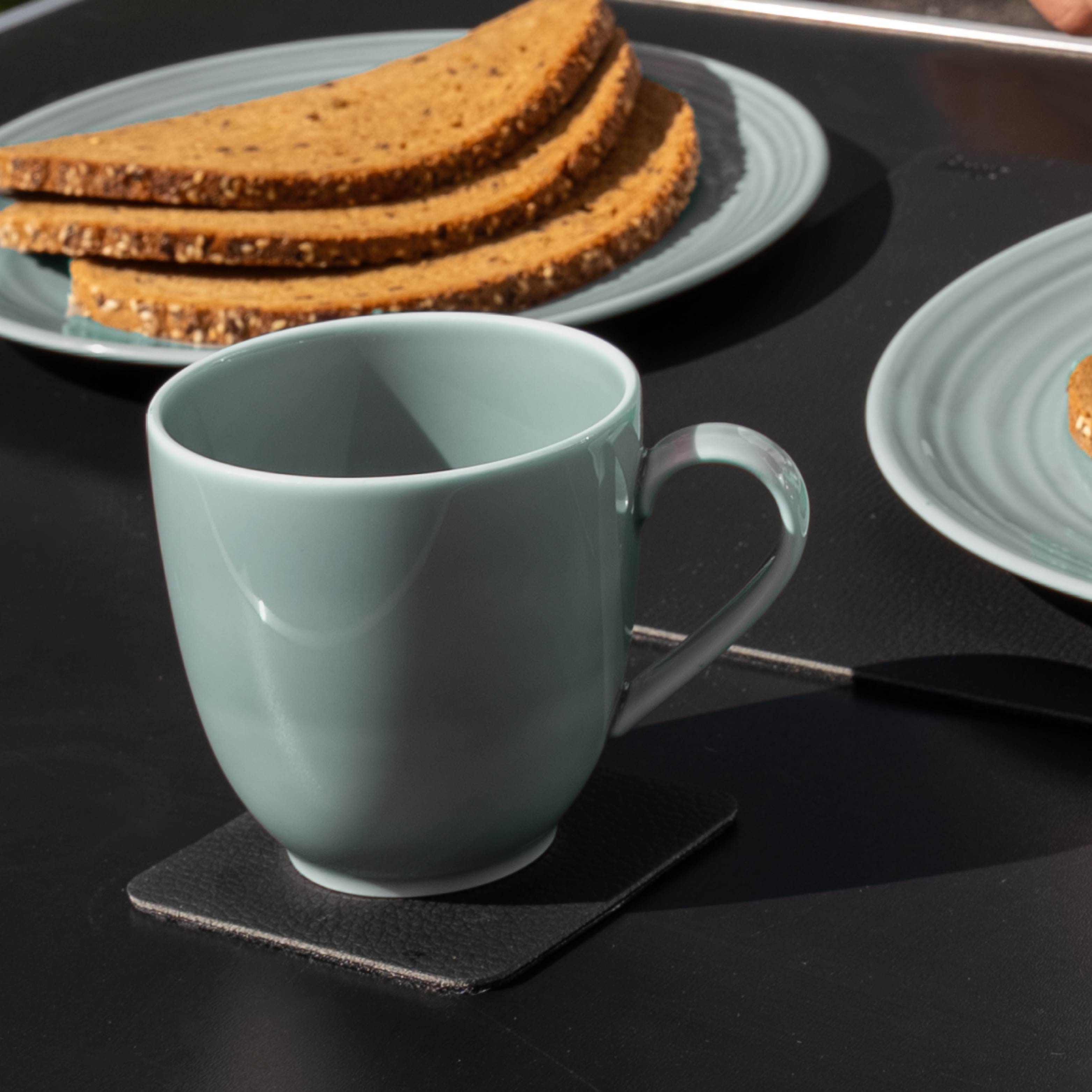 Premium Magnetic Porcelain Mugs in Cyan - Perfect for Office, Home & Travel - Stylish & Functional Drinkware for Coffee, Tea & Hot Beverages