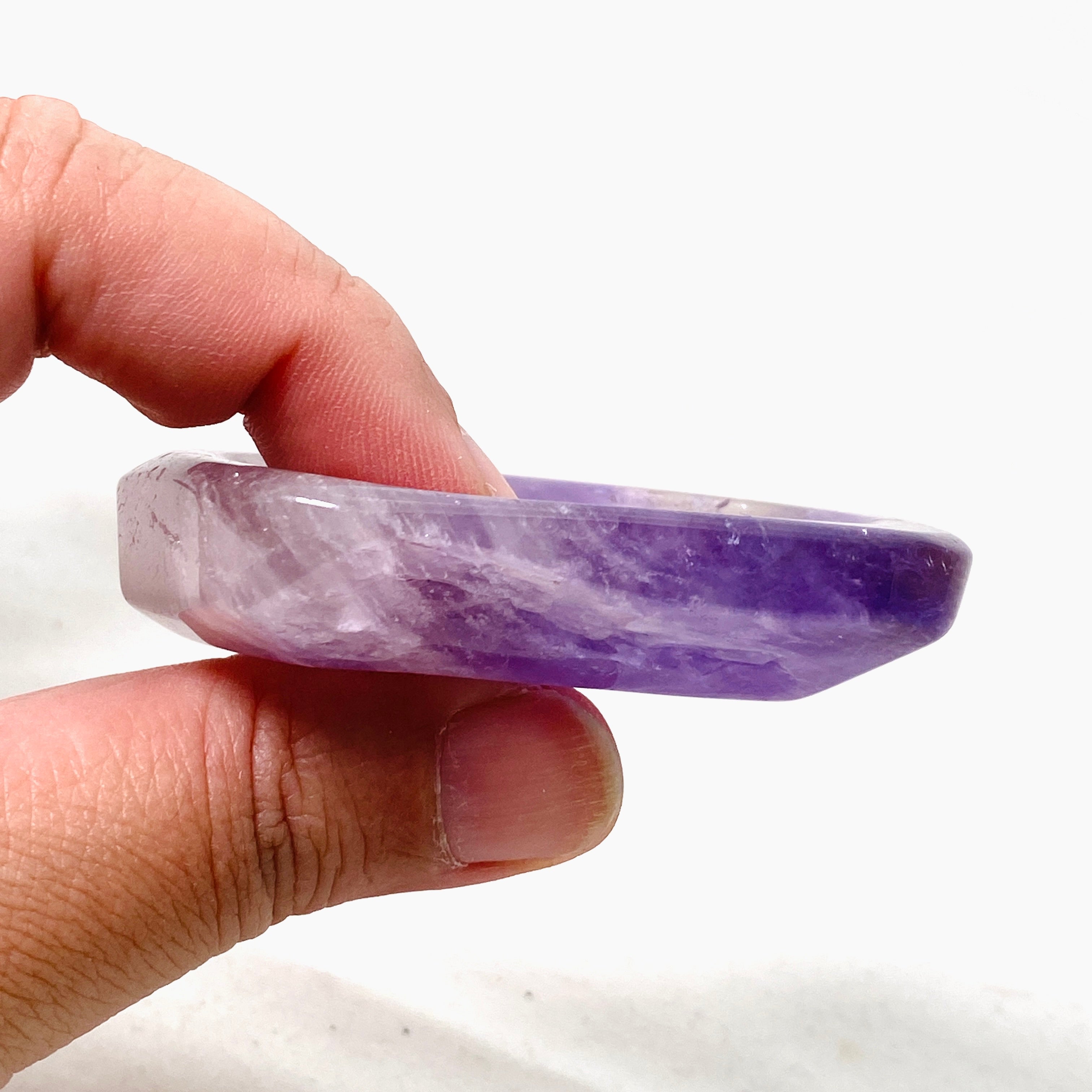 Amethyst Crystal Trinket Bowl - Handmade Natural Stone Jewelry Dish for Rings, Earrings & Keys - Perfect for Home Decor, Meditation & Gift Giving