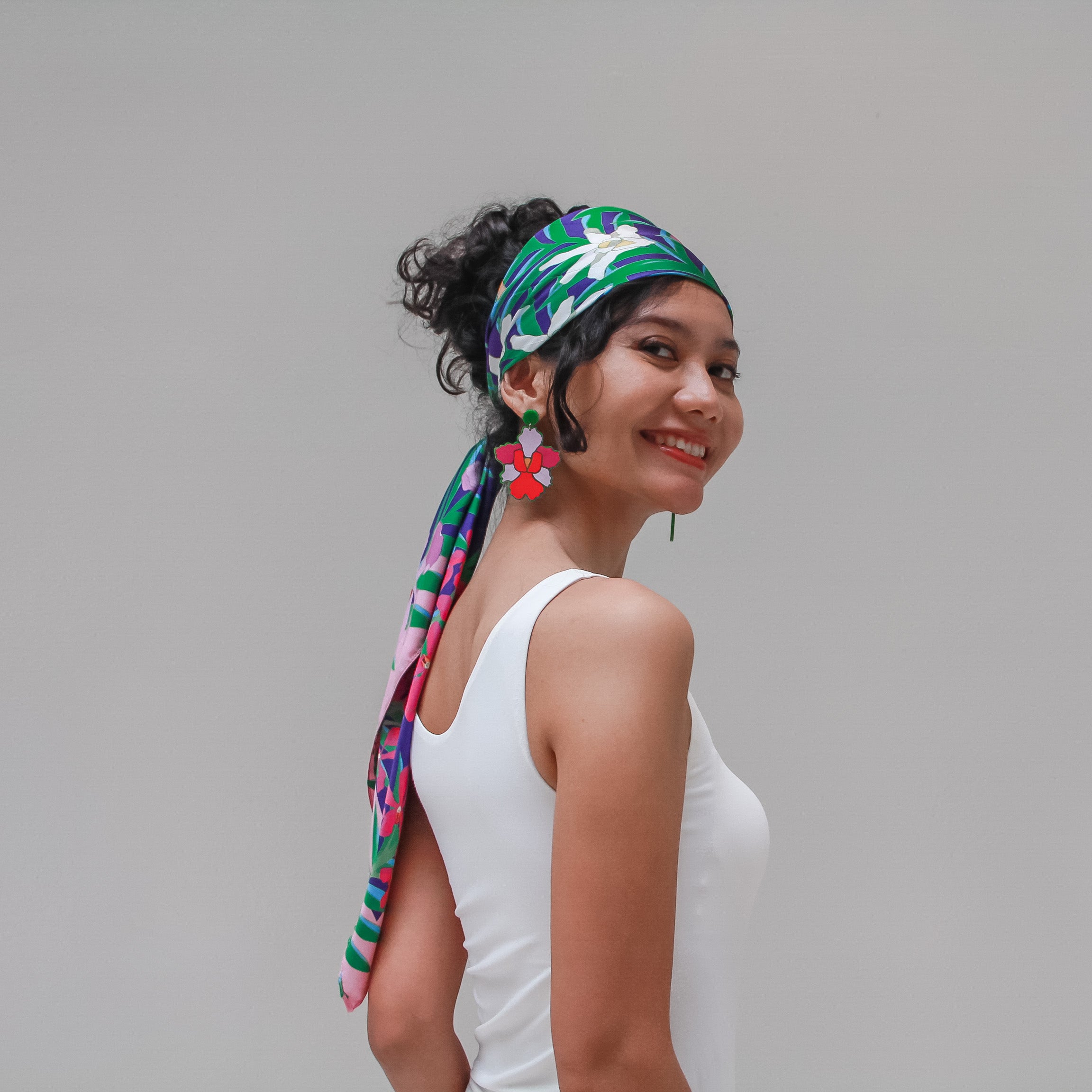 Premium Silk Scarf for Women - Luxury Floral Print Fashion Accessory - Perfect for Weddings, Parties & Everyday Elegance