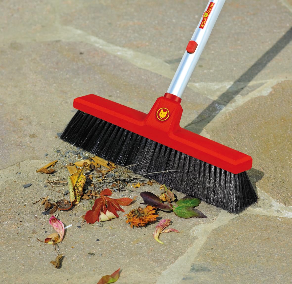 WOLF-Garten ZMA150 59-Inch Multi-Star Aluminum Handle - Lightweight Durable Garden Rake for Lawn Care, Leaf Cleanup, and Yard Maintenance