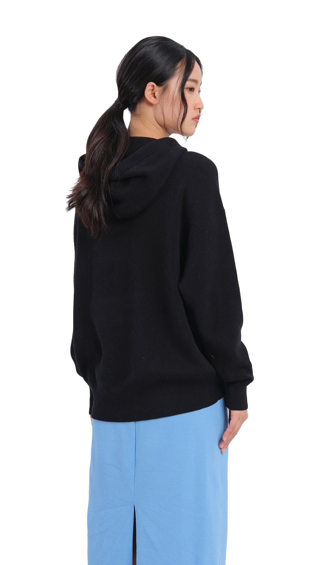 Cozy Knitted Hoodie for Women & Men - Soft Winter Pullover Sweatshirt - Perfect for Casual Outfits, Lounging & Cold Weather
