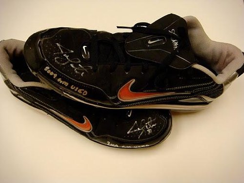 Authentic Jon Lester 2009 Game Used & Signed Cleats - Boston Red Sox MLB Memorabilia - Perfect for Sports Collectors and Red Sox Fans Display