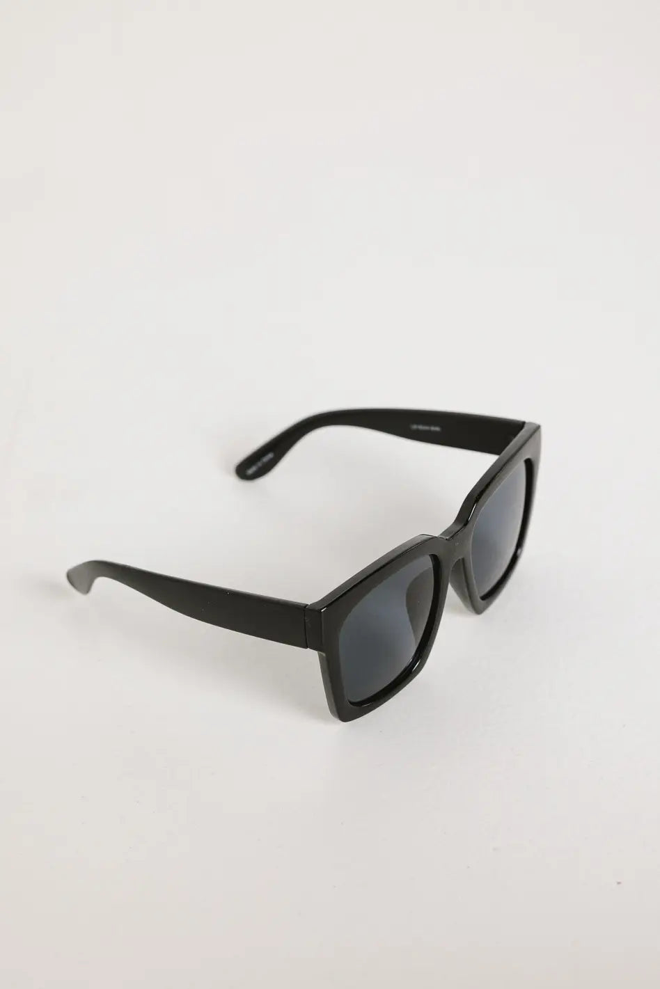 Ana Black Sunglasses for Women - UV Protection, Polarized & Stylish - Perfect for Driving, Beach & Outdoor Activities