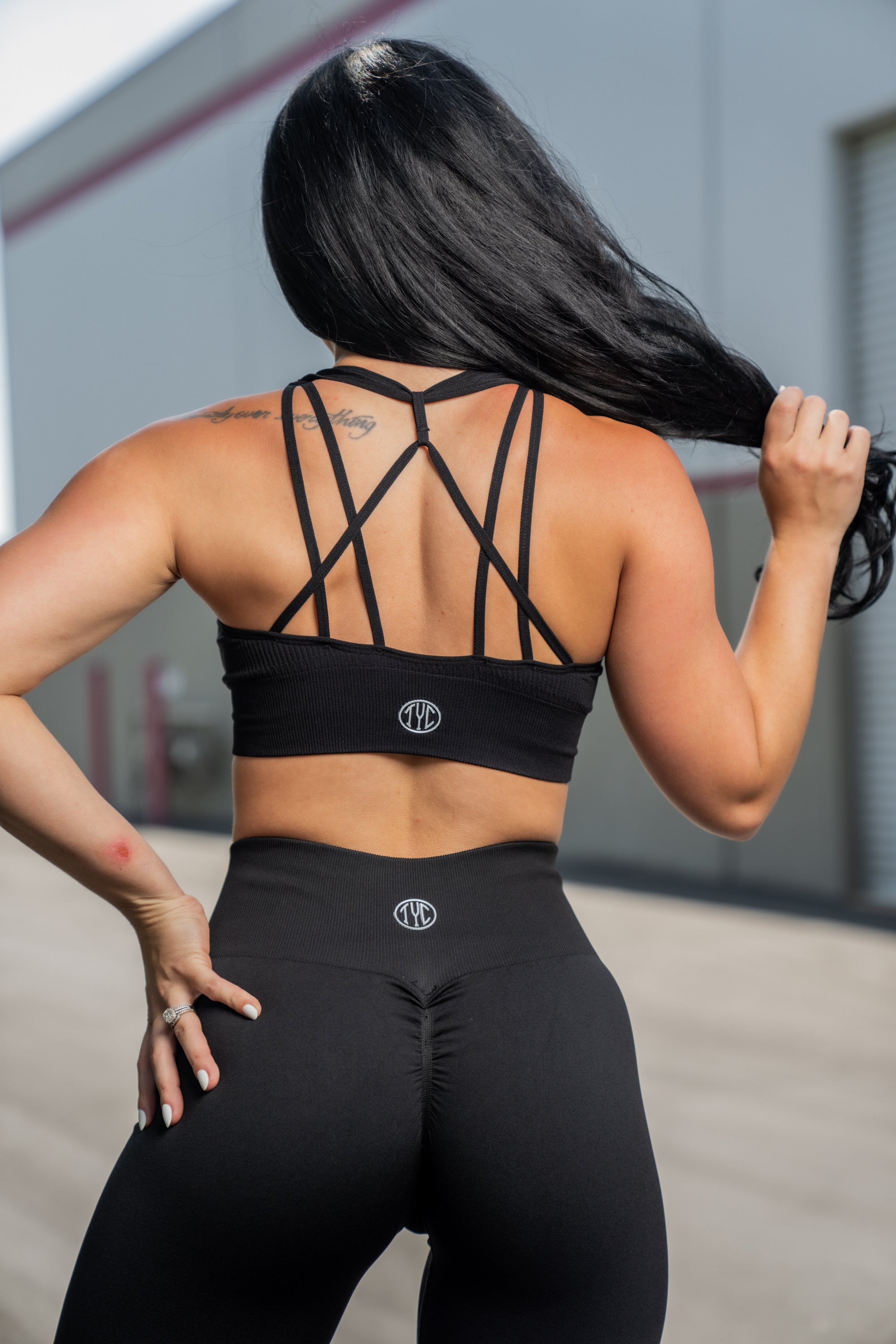 Seamless Ribbed Sports Bra - High Support Workout Bra for Women - Yoga, Running, Gym & Activewear