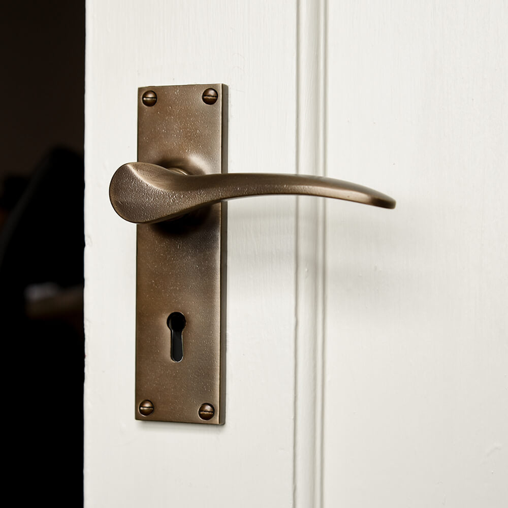 Vintage Distressed Antique Brass Penwerris Lever Lock Door Handles - Classic Home Entry & Interior Door Hardware for Bedroom, Bathroom, Office & Cabinets