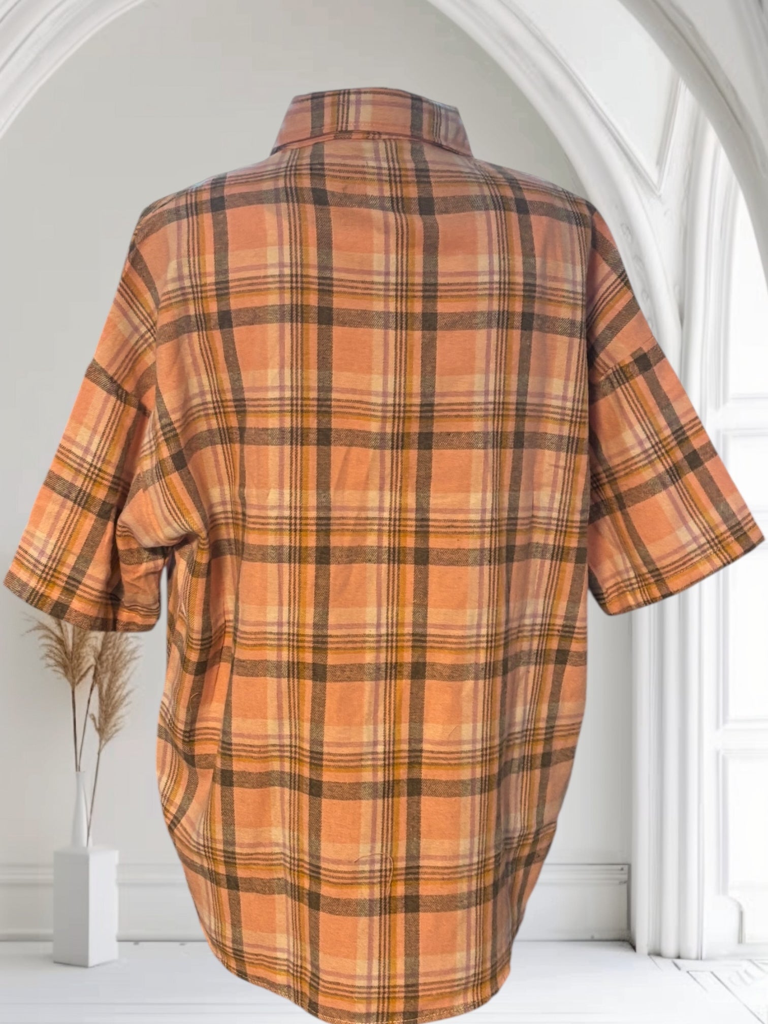 Women's Stylish Plaid Short Sleeve Button Up Shirt - Casual & Office Wear - Perfect for Spring/Summer Outfits, Work, Dates & Weekend Getaways