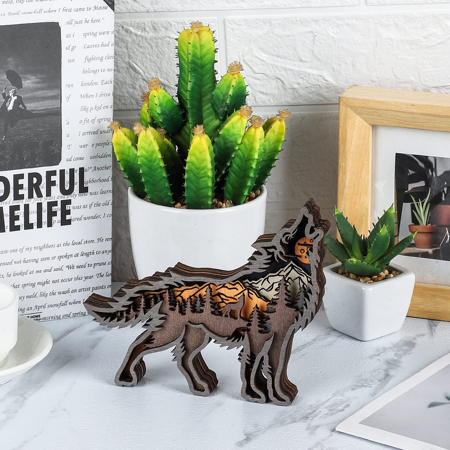 Laozai Wooden Wolf Decor - Rustic Cabin Wall Art, Mountain Animal Sculpture for Bedroom, Living Room & Tabletop - Perfect for Lodge, Cabin & Wilderness Themed Home Decor