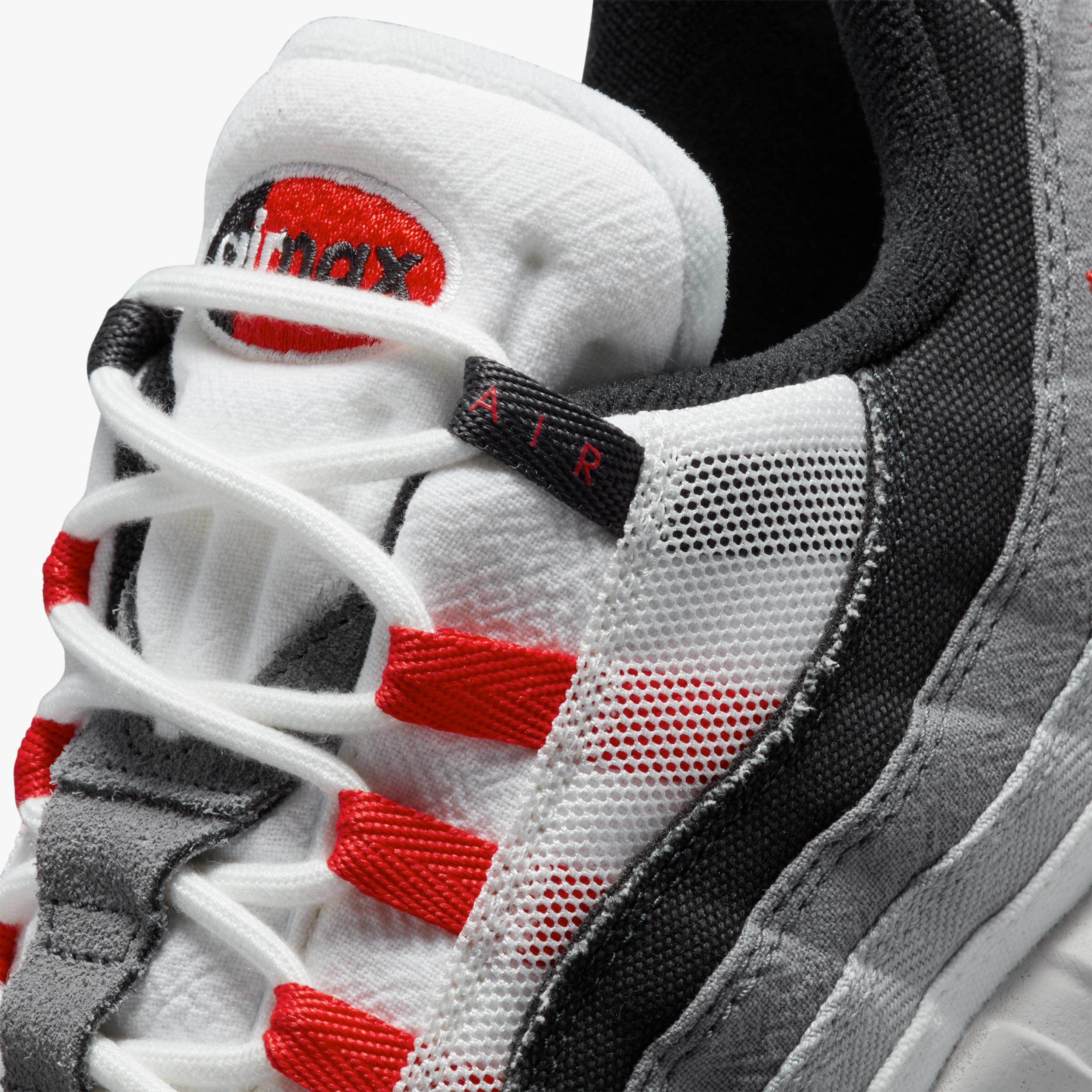 Nike Air Max 95 QS Sneakers - Summit White/Chile Red/Off Noir - Men's Running Shoes for Jogging & Streetwear Fashion