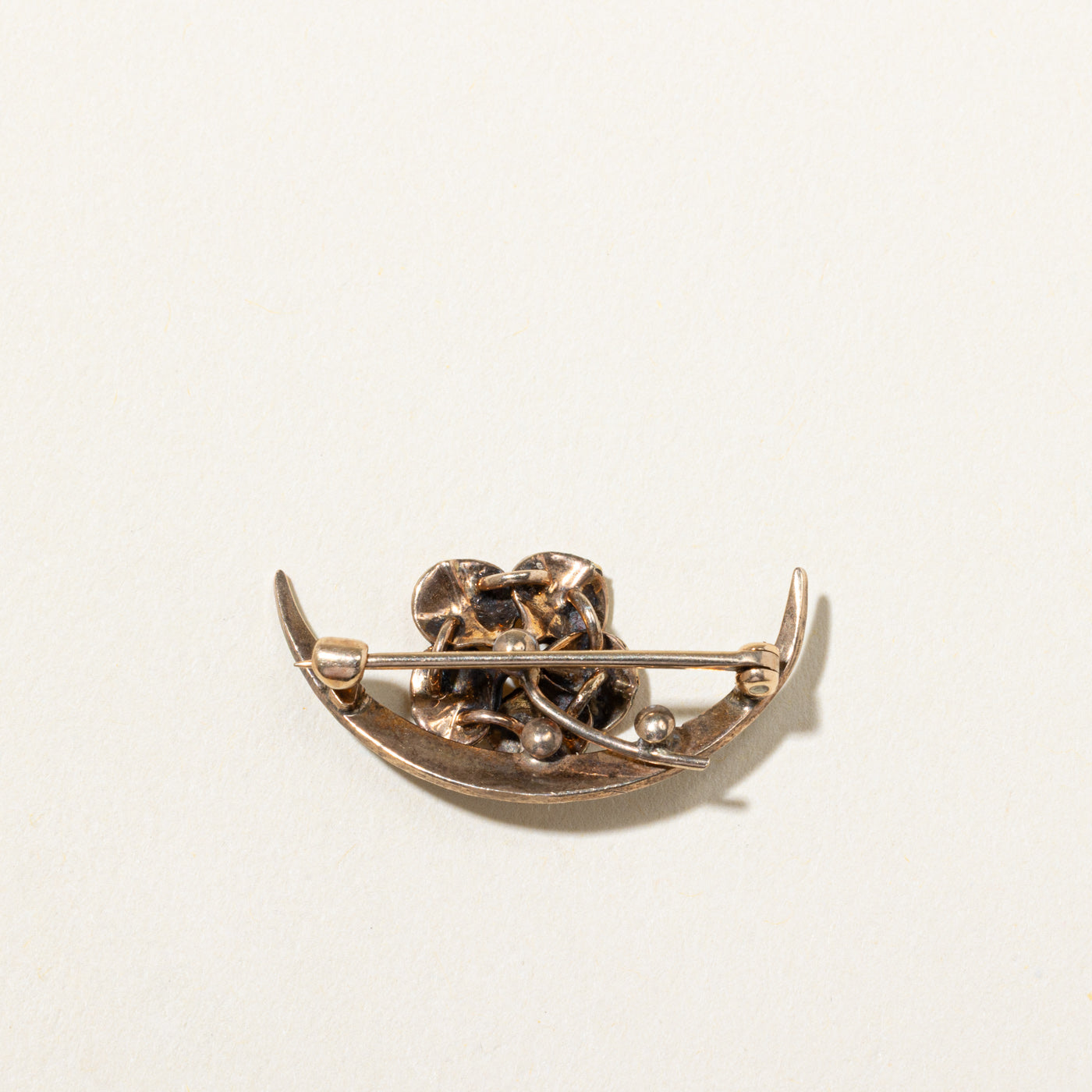 Victorian Style Crescent Moon Flower Seed Pearl Brooch Pin - Elegant Vintage Jewelry for Weddings, Prom, and Special Occasions
