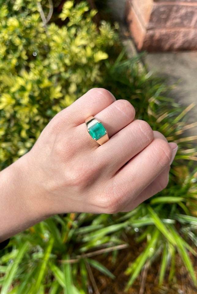 3.63 Carat Emerald Cut Green Emerald Men's Ring for Business Professionals - Perfect for Executive Gifts, Weddings & Formal Occasions