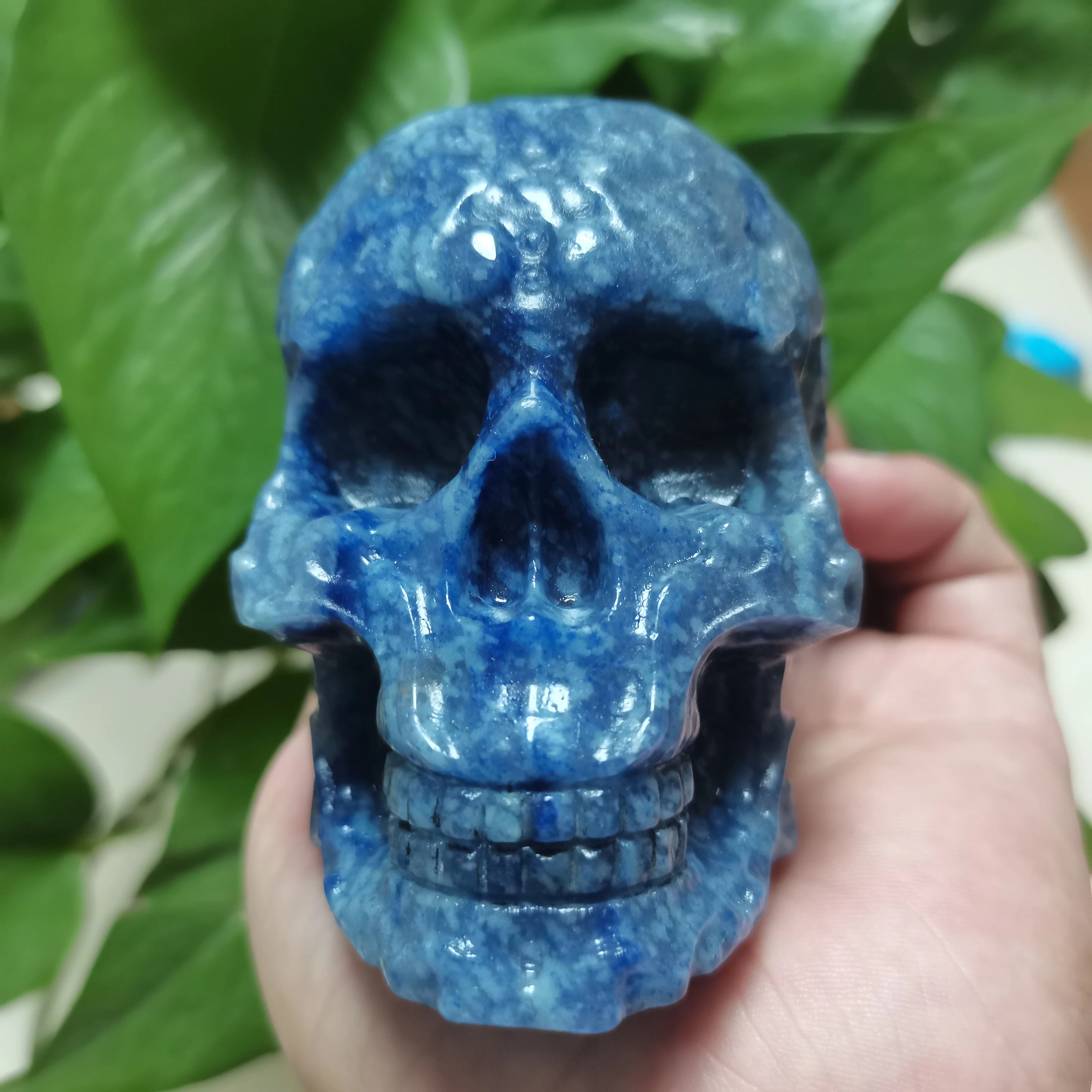 750g 110mm Natural Labradorite Skull Carving - Healing Crystal Gemstone, Reiki Energy Stone, Feng Shui Home Decor, Unique Gift for Collectors & Spiritual Practitioners (Perfect for Meditation Spaces & Altar Displays)