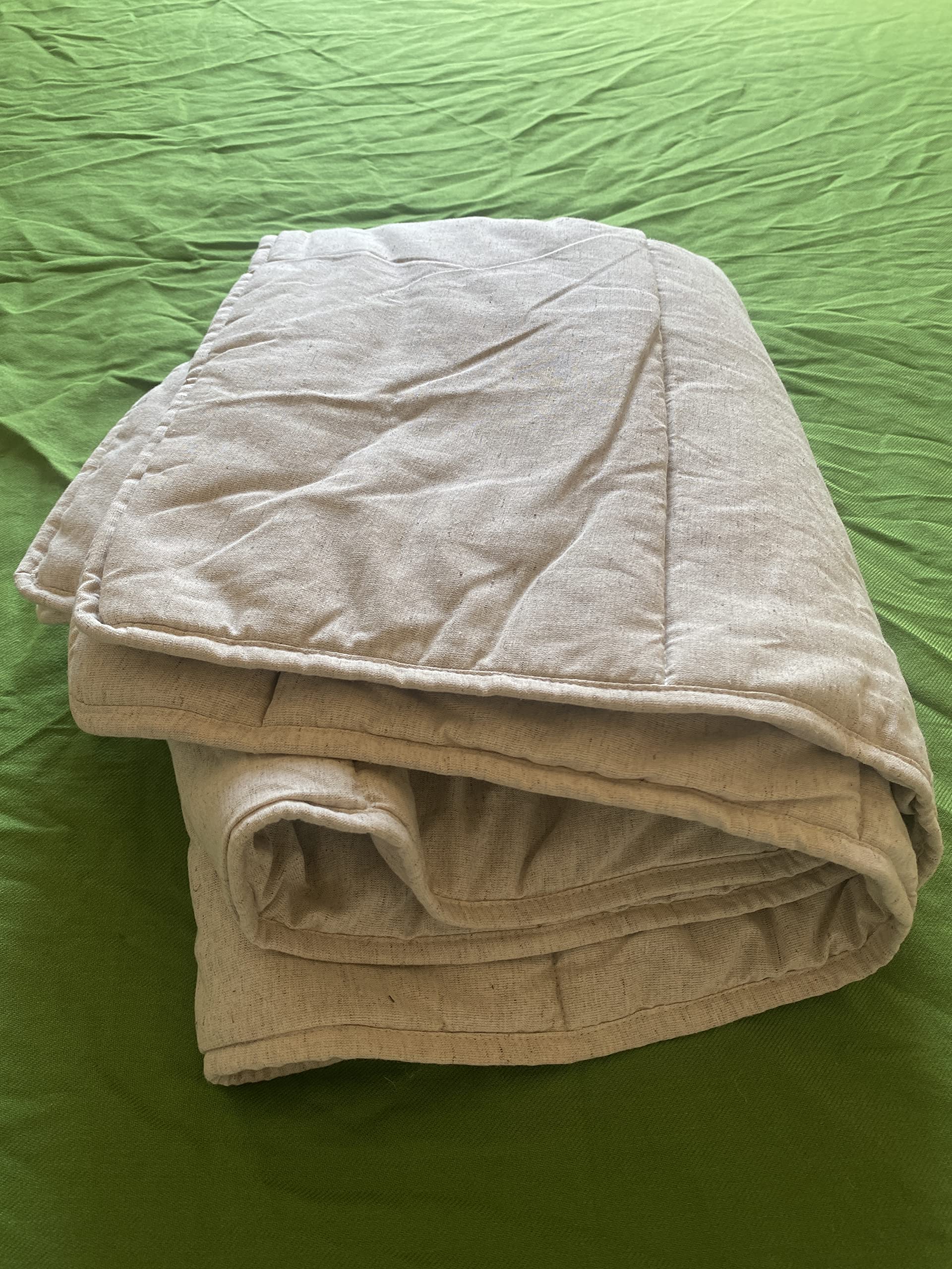Organic Hemp Down Alternative Blanket - All-Season Soft & Breathable Comforter - Machine Washable Queen Size (86x90