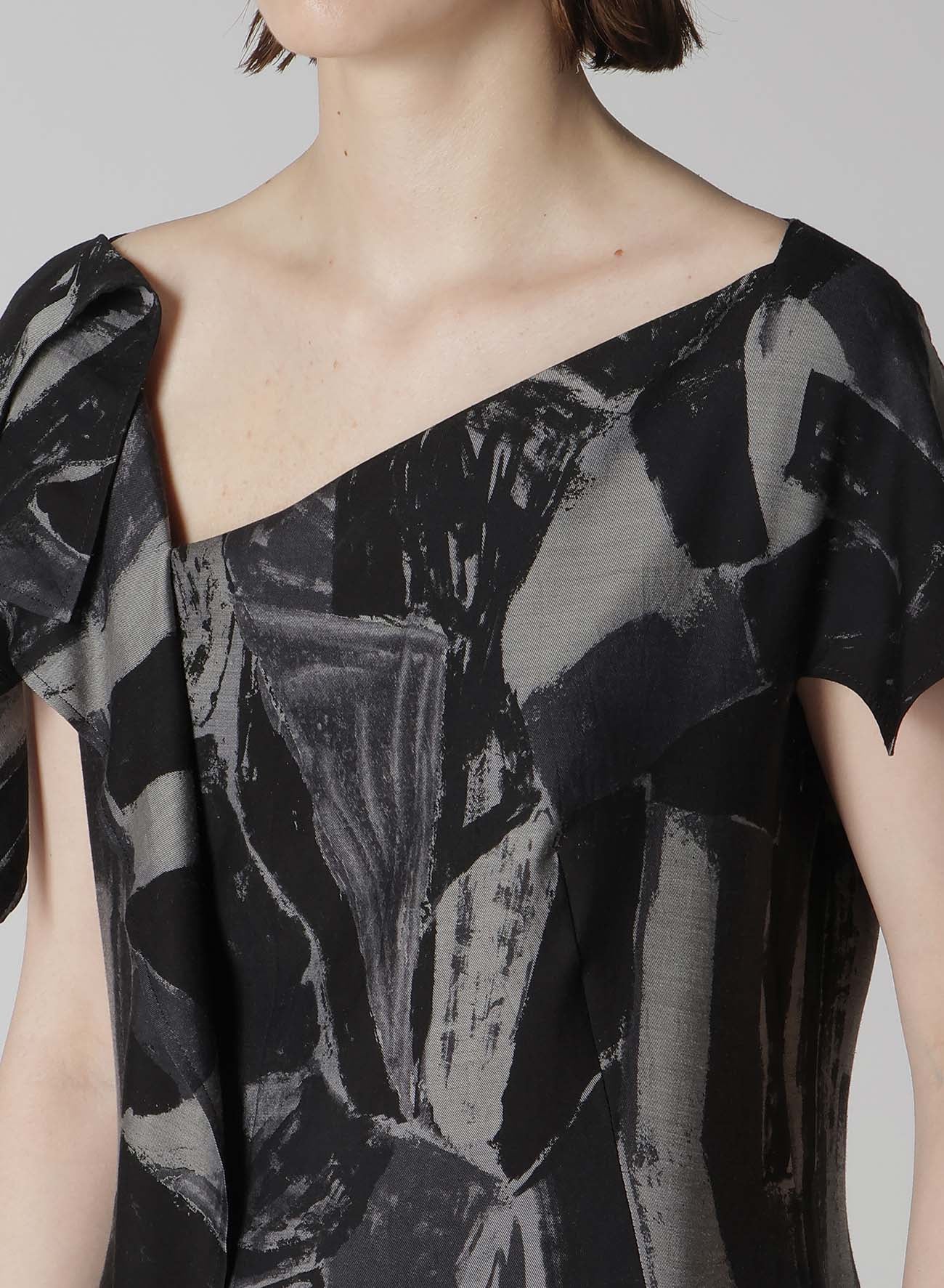 Stylish CU/DUNGAREE Twill Painted City Print Handkerchief Hem Dress - Perfect for Casual Outings, Date Nights & Summer Fashion