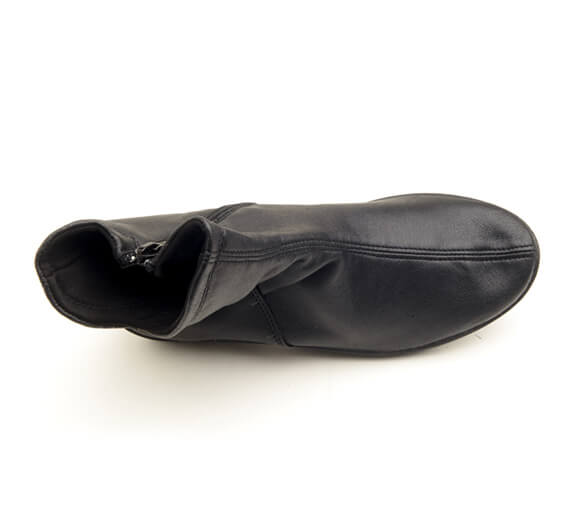 Arcopedico L19 Black Comfortable Lightweight Women's Walking Shoes - Perfect for Travel, Work & Everyday Wear