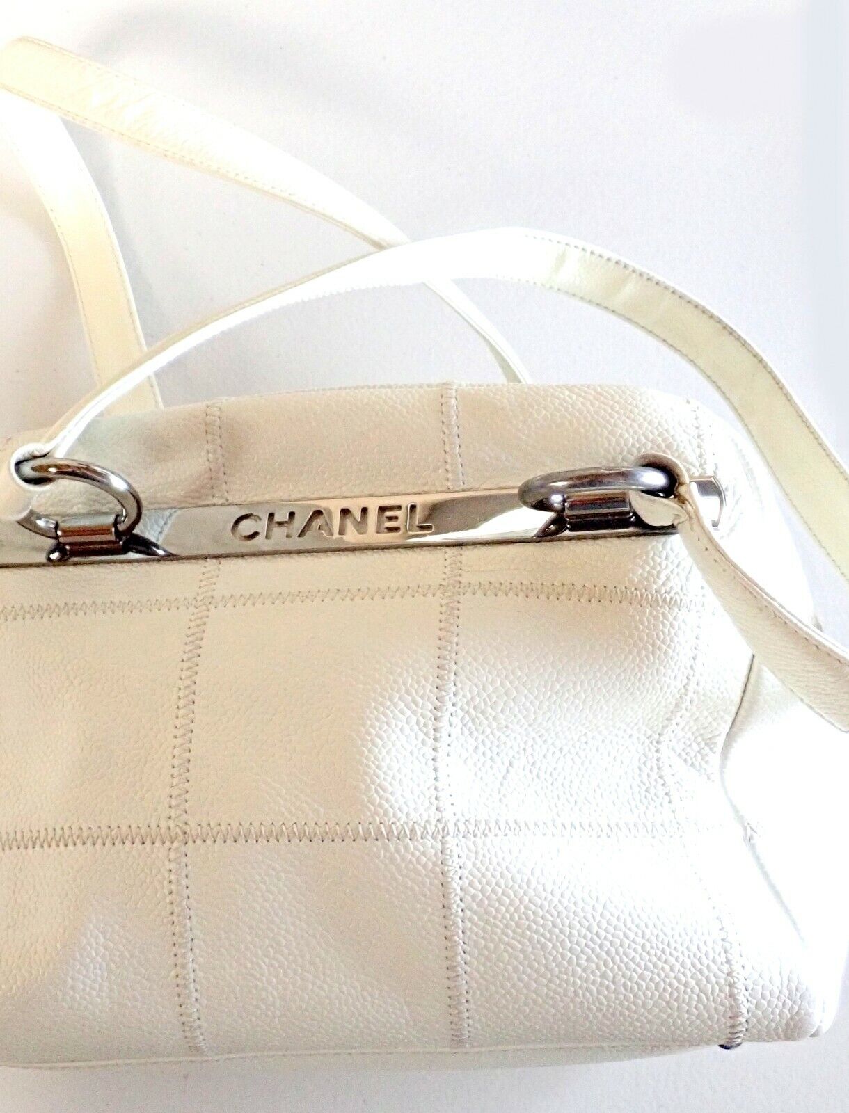 Authentic 2005 Chanel Lax Square Stitch Cream Caviar Leather Handbag - Luxury Vintage Bag for Women, Perfect for Parties, Weddings & Special Occasions