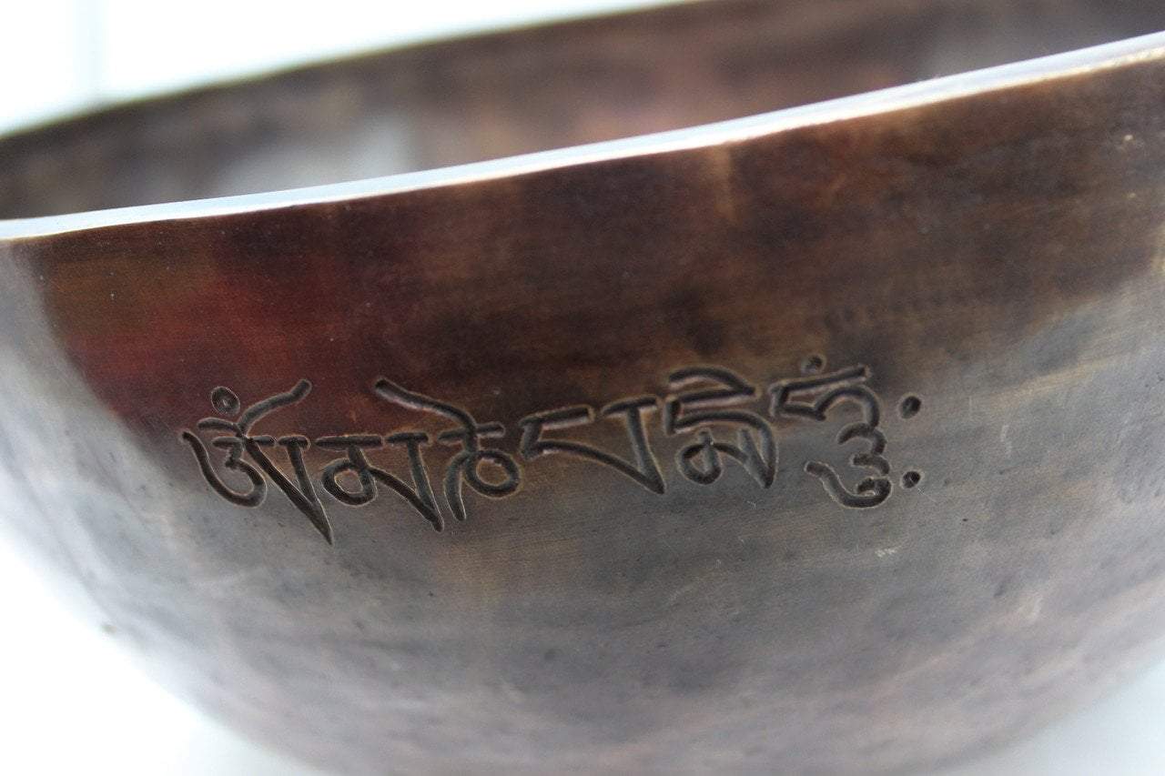 Healing Heart Chakra Singing Bowl - 360Hz Tibetan Meditation Bowl for Compassion & Emotional Balance | Perfect for Yoga, Sound Therapy & Spiritual Healing