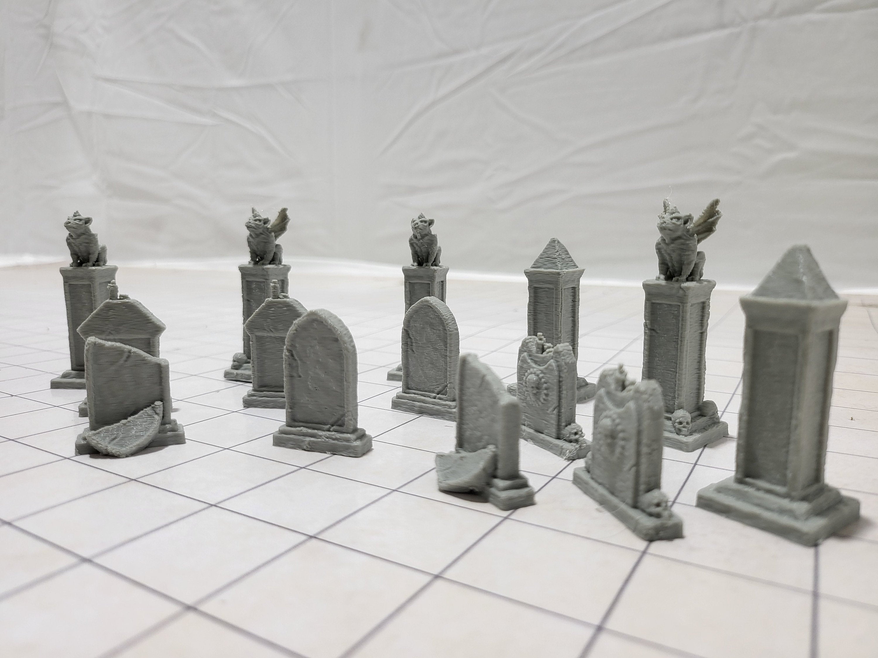Dungeons & Dragons Tombstones & Cemetery Scatter Terrain for Tabletop RPG - Gothic Graveyard Decor for D&D, Warhammer & Wargaming Scenes