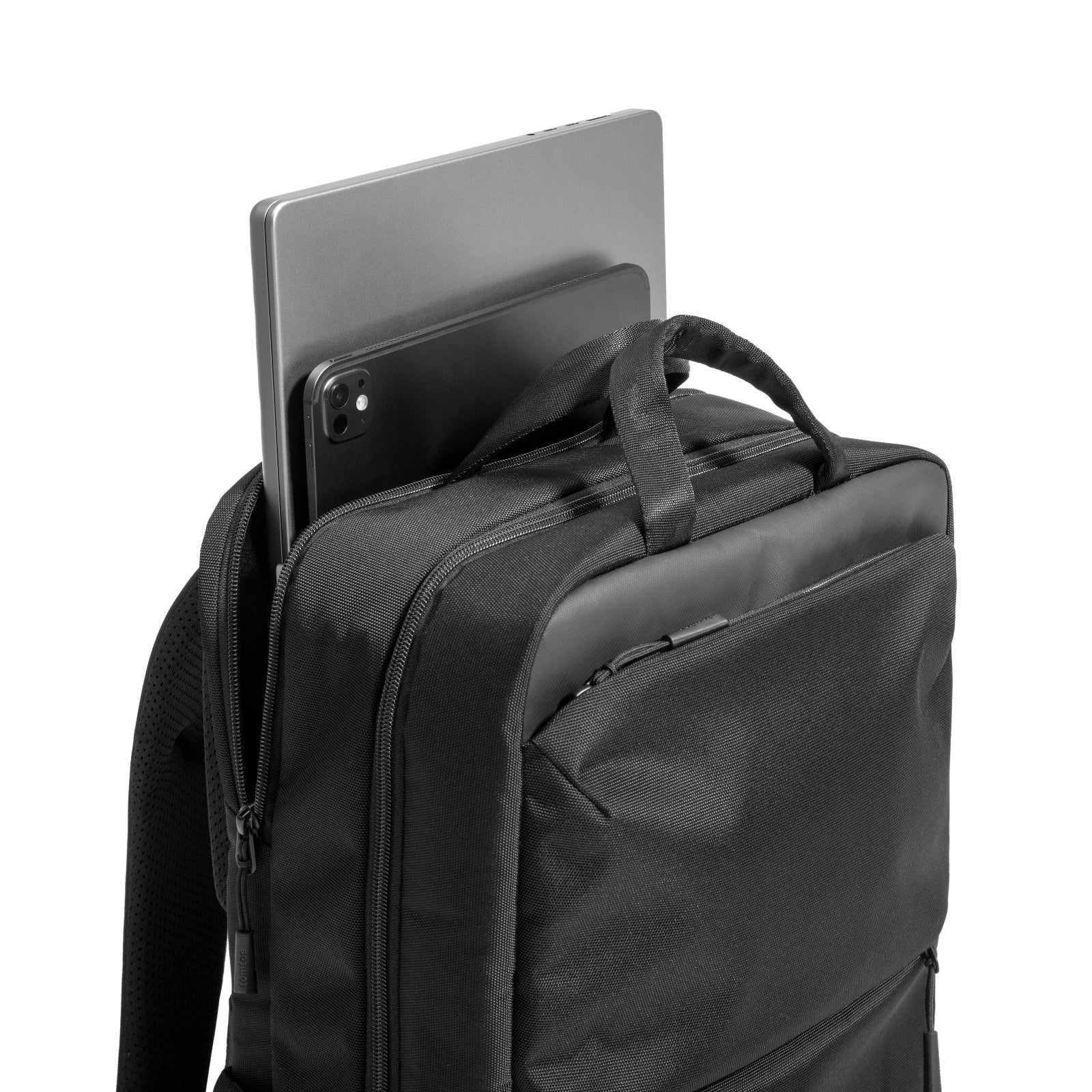 Navigator T71 Laptop Backpack - Waterproof 17 Inch Laptop Bag with USB Charging Port & Anti-Theft Design for Men & Women - Perfect for Travel, Work & School