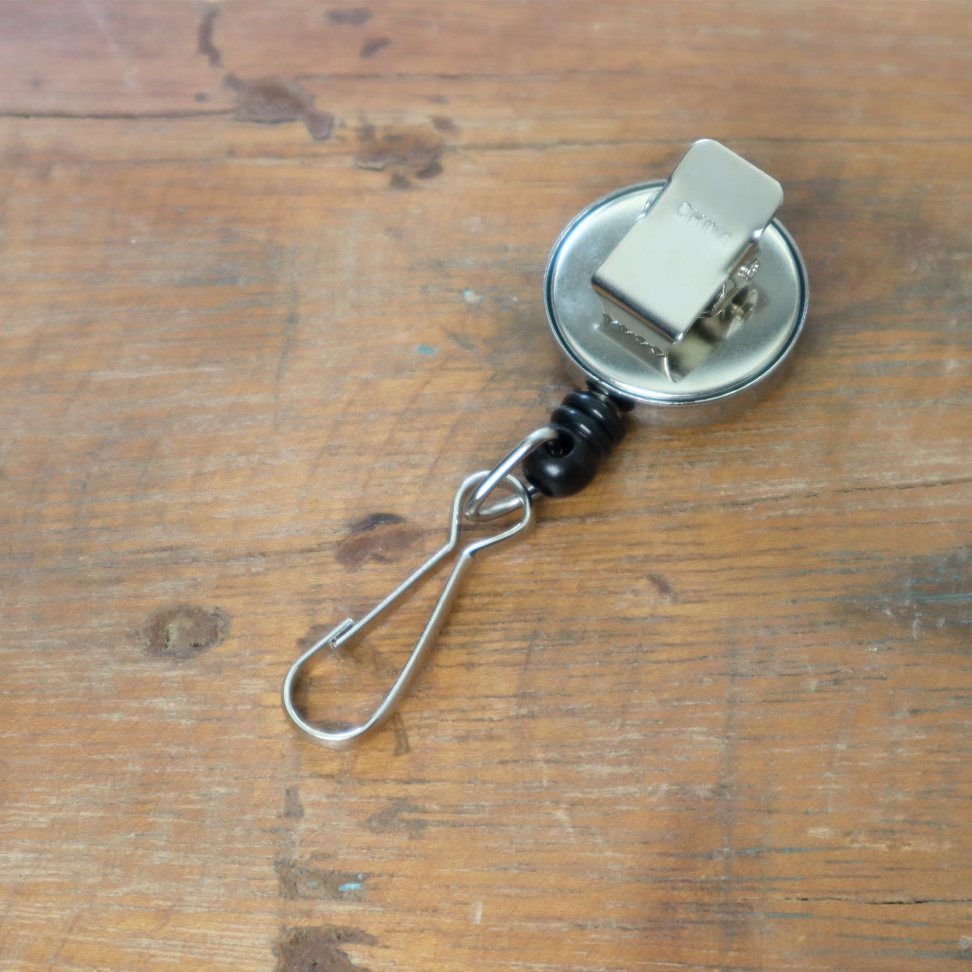Bulk 100 Pack - Heavy Duty Metal Retractable Badge Reel with J Hook - Strong Spring Clip & High Retraction Force - Professional Name Badge Holder for Nurses, Teachers, Security - Ideal for Healthcare, Hospitality & Corporate Events
