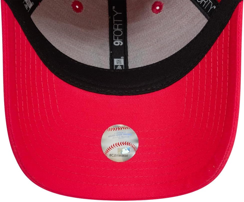 New York Yankees Women's Baseball Cap - New Era 9Forty Essential Adjustable Pink Hat for Sports, Fashion & Outdoor Activities