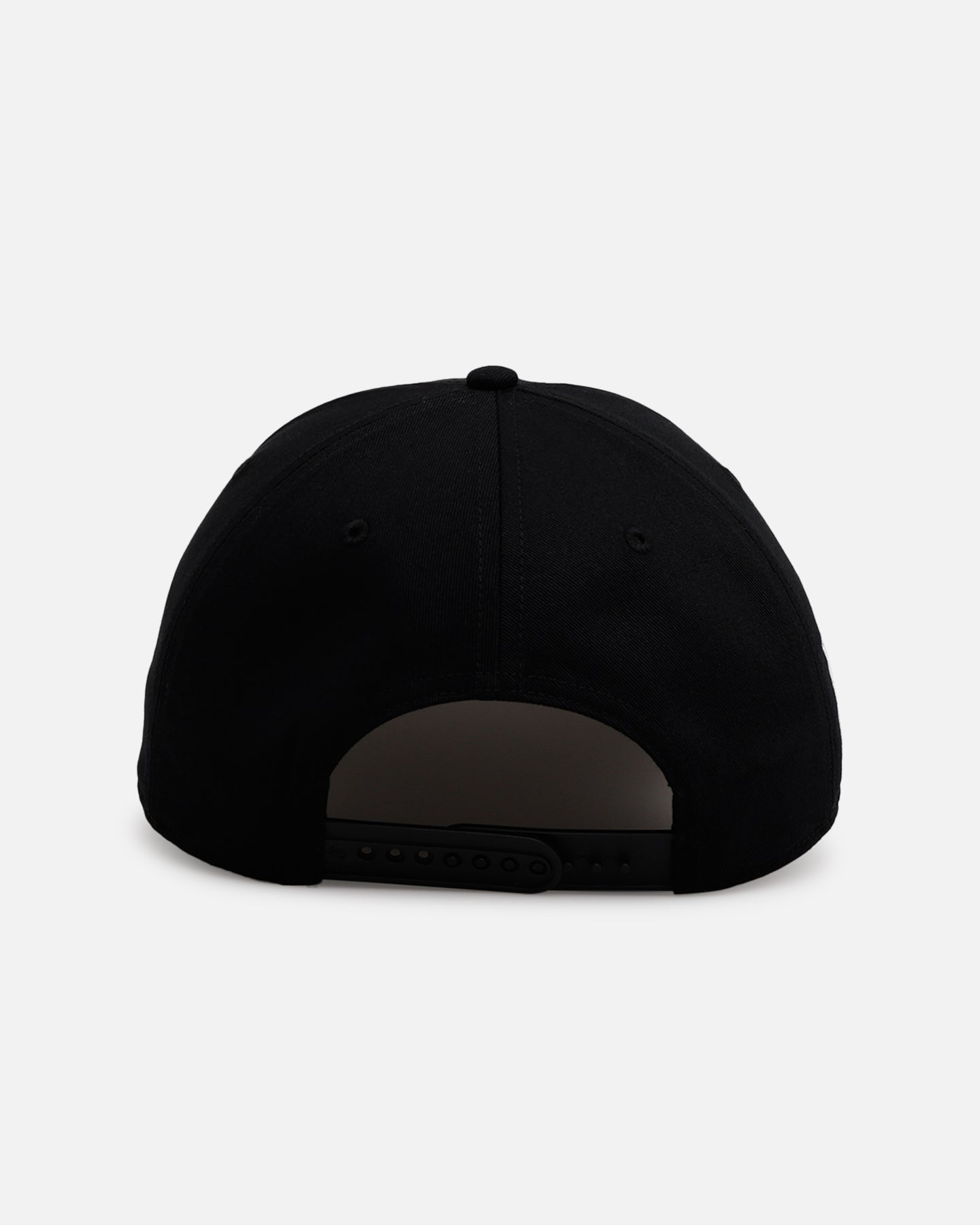 New York Knicks 'Black Dome Script' 47 Hitch Snapback Hat - Adjustable Black Baseball Cap for Men & Women - Perfect for Basketball Games, Streetwear Fashion & Casual Outfits