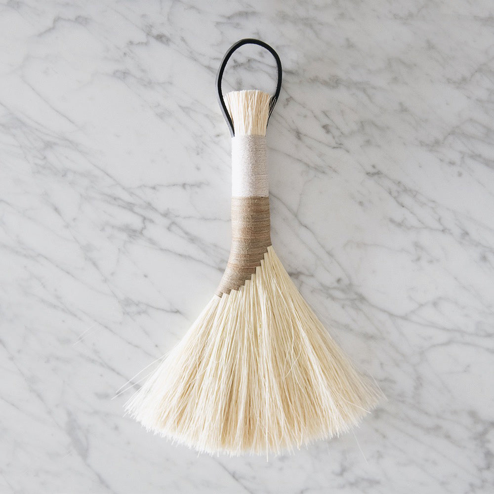 Premium Tampico Turkey Wing Brush for BBQ & Grilling - Durable Hanging Basting Brush for Smokers, Roasts & Outdoor Cooking