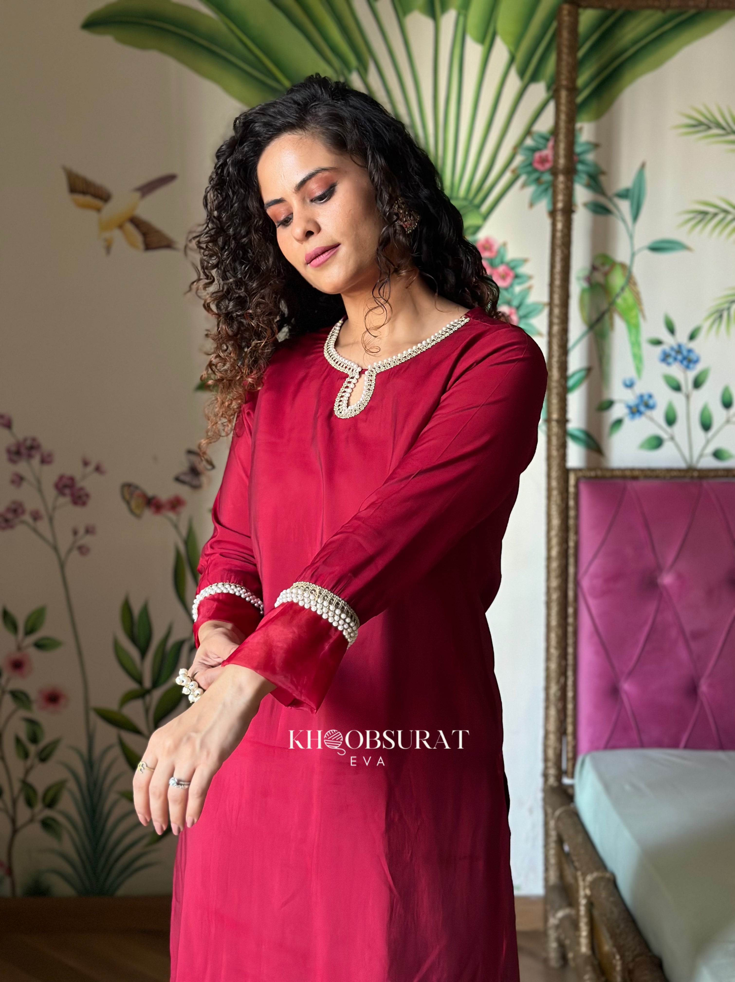 Elegant Indian Wedding Red Kurta Set for Women - Traditional Embroidered Anarkali Dress with Dupatta - Perfect for Bridal, Festivals & Special Occasions