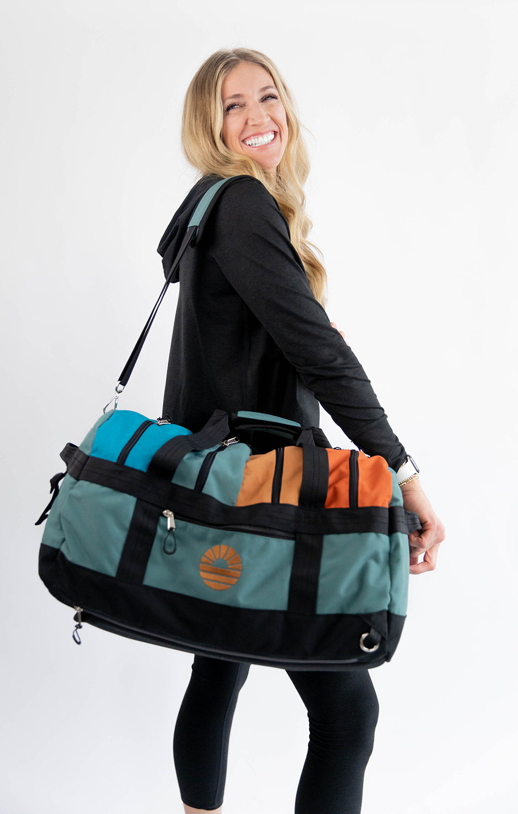 Washable Travel Duffel Bag 60L - Lightweight Waterproof Gym Duffel for Men & Women - Perfect for Camping, Sports, Gym, and Weekend Getaways