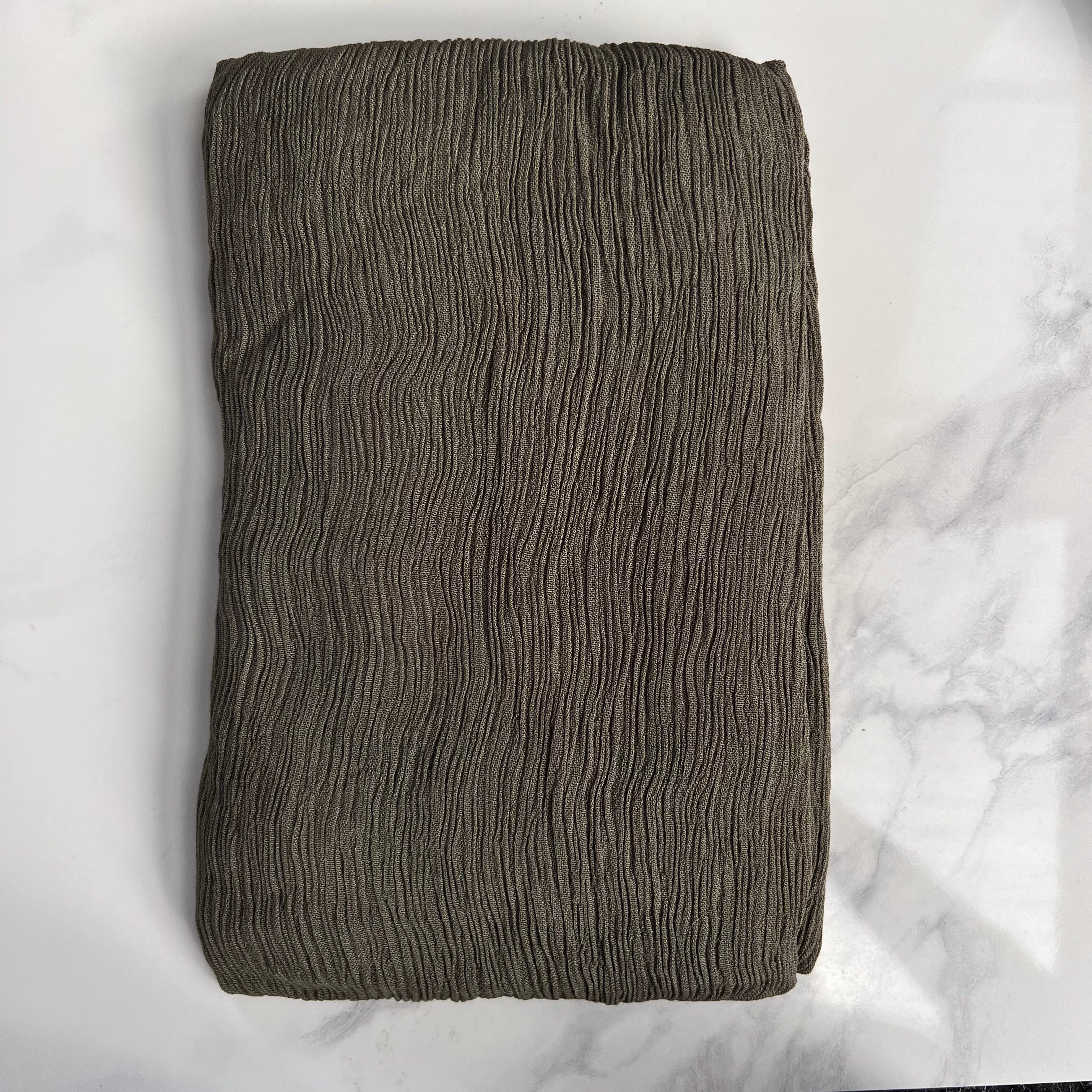 Natural Henna Hair Dye Crinkle Modal Scarf - Stylish & Comfortable Head Wrap for Women, Perfect for Boho Fashion, Beach Outings & Yoga
