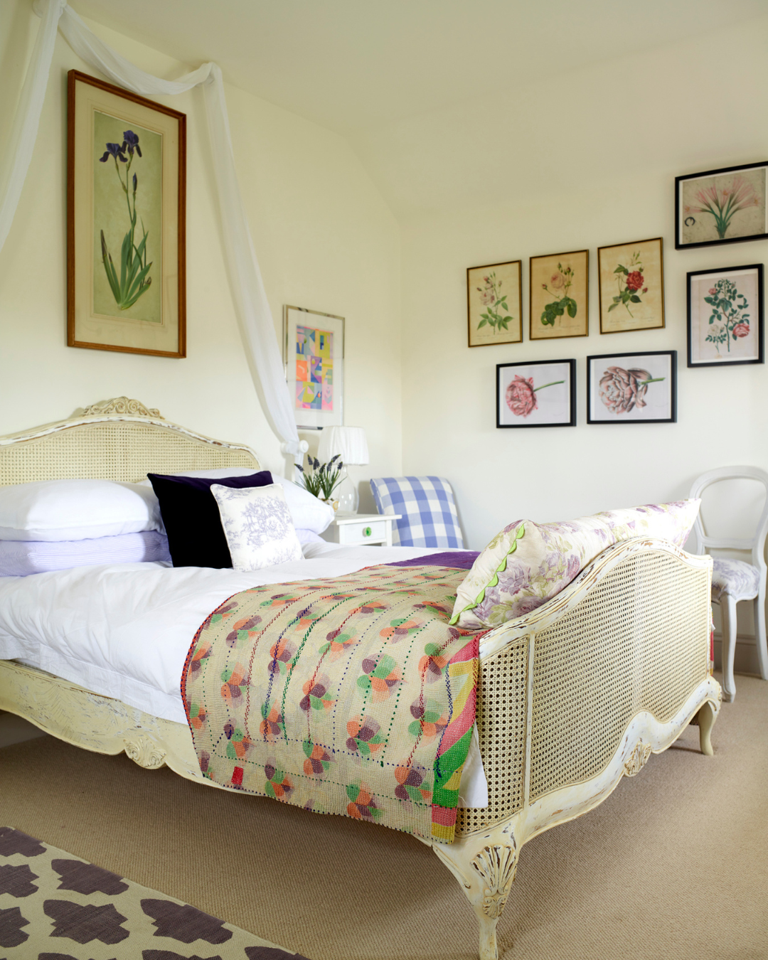 Lightweight Kantha Quilt No. 778 - Handmade Cotton Throw Blanket for Bed, Sofa & Travel - Soft & Breathable for All Seasons