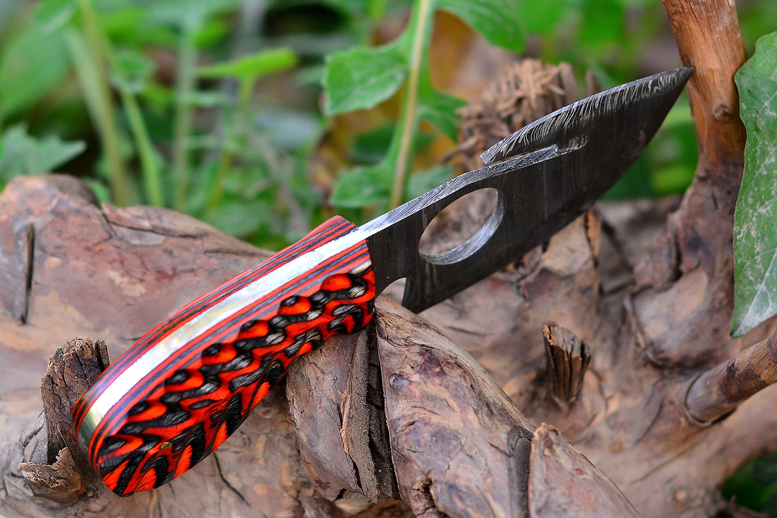 RYOBA Damascus Skinning Knife with Gut Hook - Handmade Damascus Steel Fixed Blade Hunting Knife - Orange/Black - Perfect for Field Dressing, Big Game Hunting & Outdoor Survival