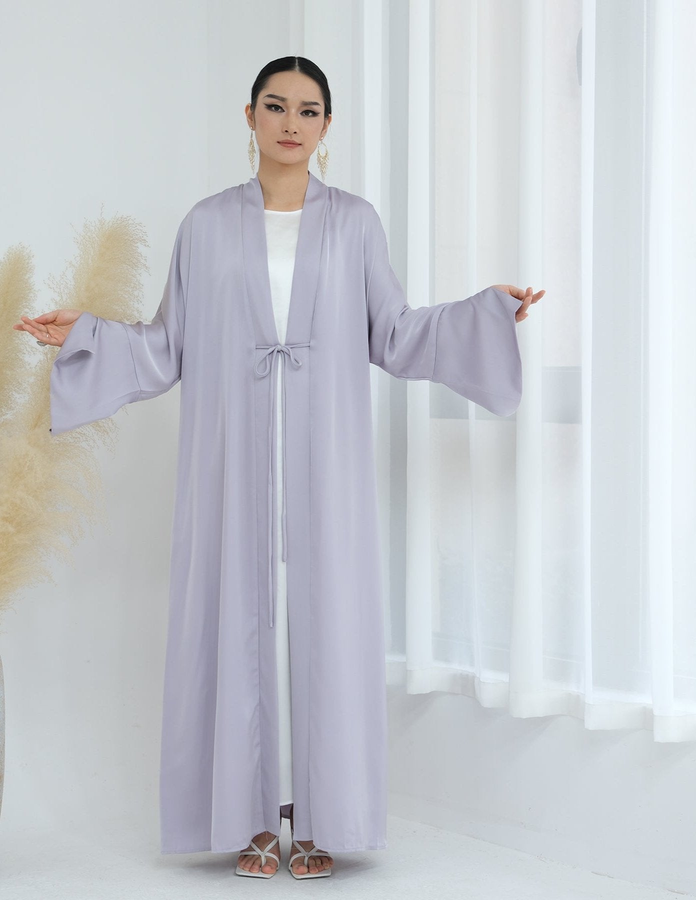 Lavinia Satin Open Abaya - Elegant Muslim Prayer Dress in Soft Lavender | Perfect for Prayer, Mosque, and Special Occasions