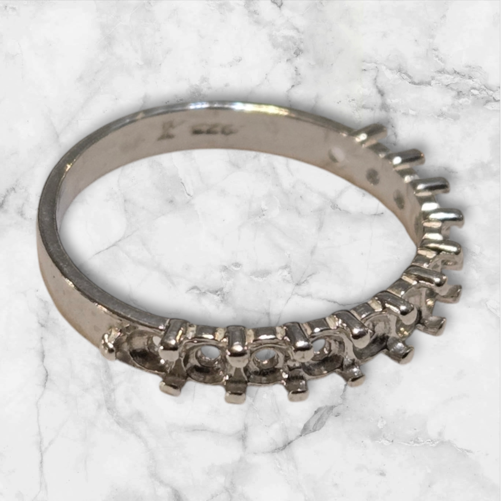 Solid Sterling Silver or 14kt Gold Women's Anniversary Pre-Notched Blank Ring - 2.5mm Round Size 7 (Setting 163 425/143 425) - Perfect for Engagements, Weddings & Special Occasions