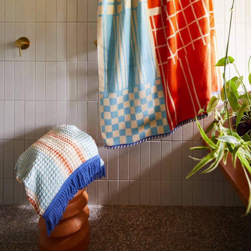 Premium Waffle Hand Towel Set - Soft & Absorbent Hydrangea Pattern - Perfect for Kitchen, Bathroom & Guest Towels