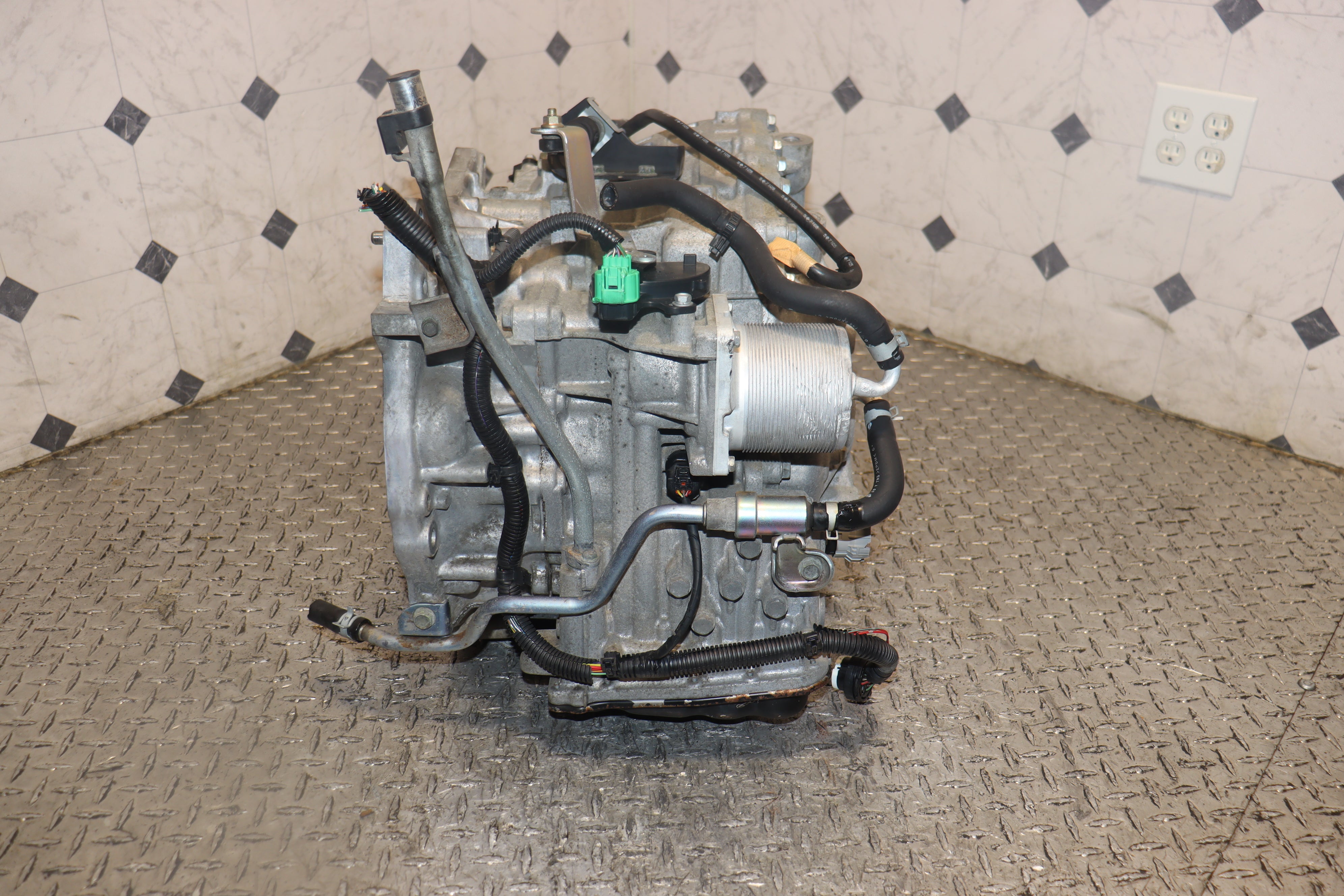 JDM MR20 Auto Transmission for 2007-2012 Nissan Sentra 2.0L - Compatible with Sedan Models | Smooth Gear Shifting for Daily Commute & Highway Driving
