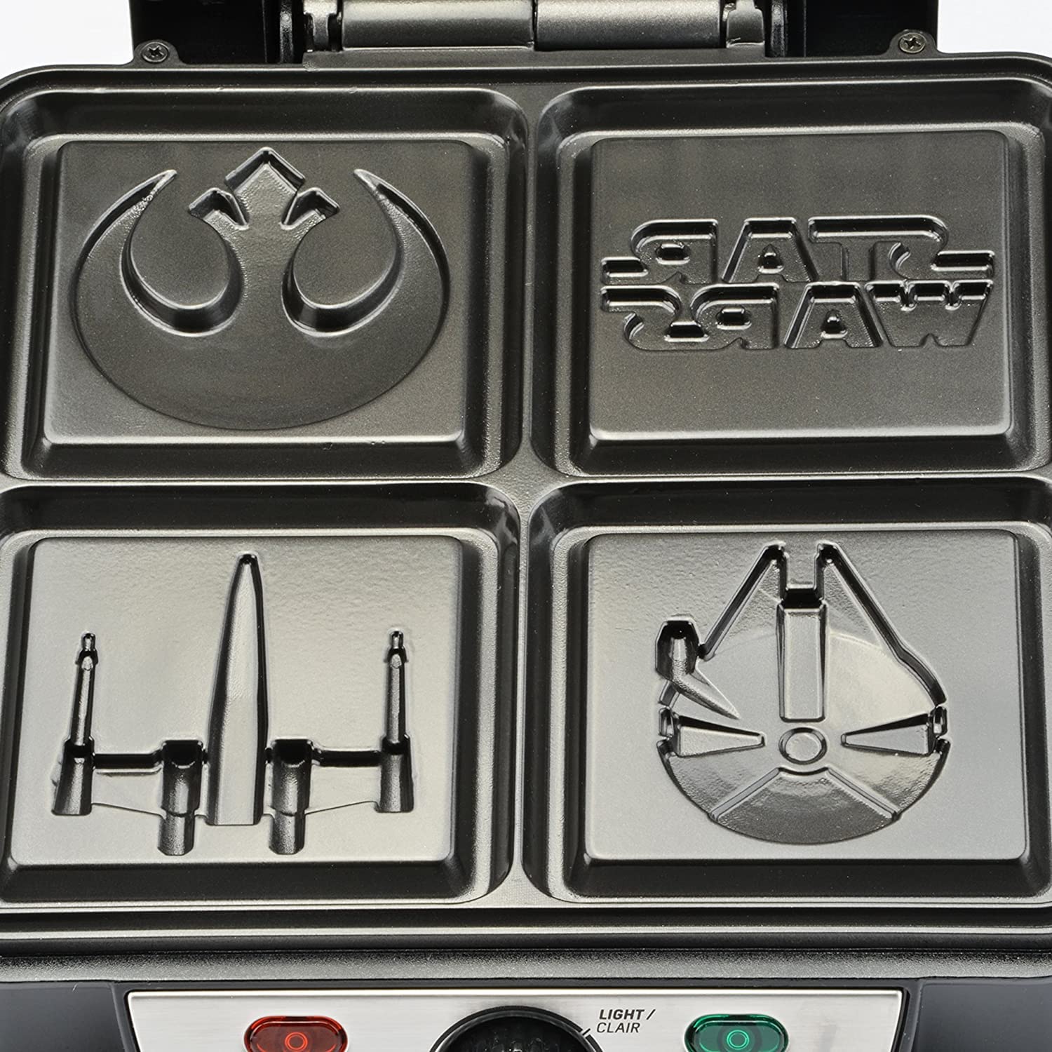 Star Wars 4-Waffle Maker for Perfect Waffles - Official Licensed Darth Vader Waffle Iron - Non-Stick Electric Waffle Maker (Black) - Great for Breakfast, Kids Parties & Star Wars Fans Gift