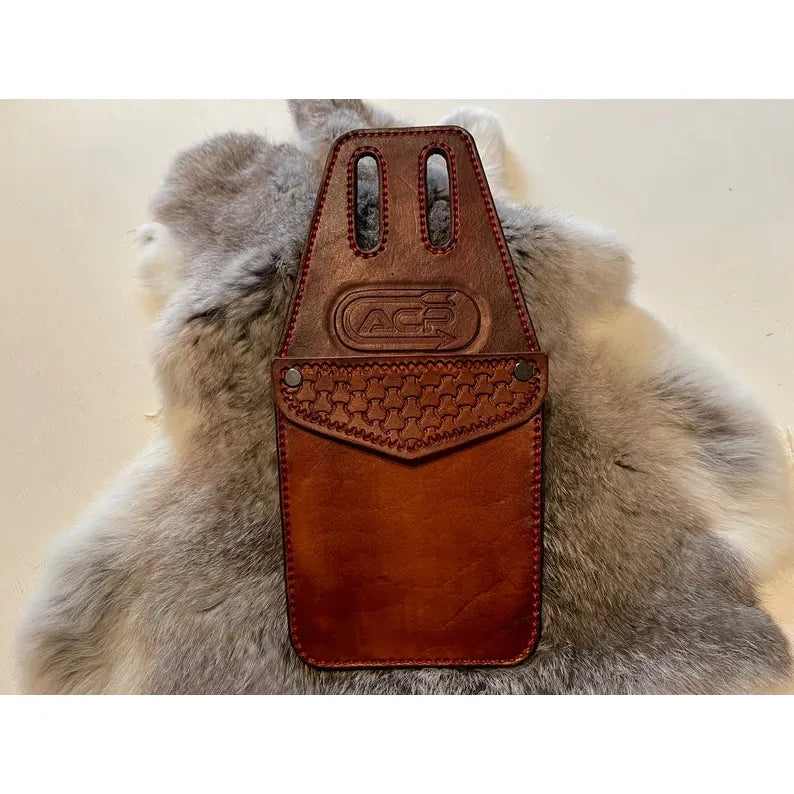 Traditional Leather Quiver for Arrows - Handmade Archery Accessory for Hunting & Target Practice - Perfect for Outdoor Adventures & Medieval Reenactments