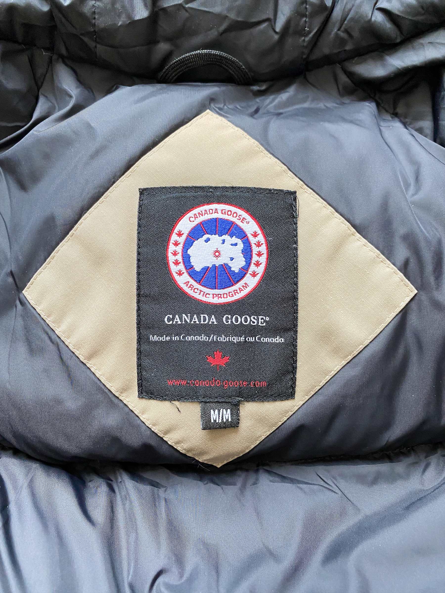 Canada Goose Tan Chilliwack Men's Winter Jacket - Waterproof Down Parka for Extreme Cold Weather - Perfect for Skiing, Hiking & Outdoor Adventures