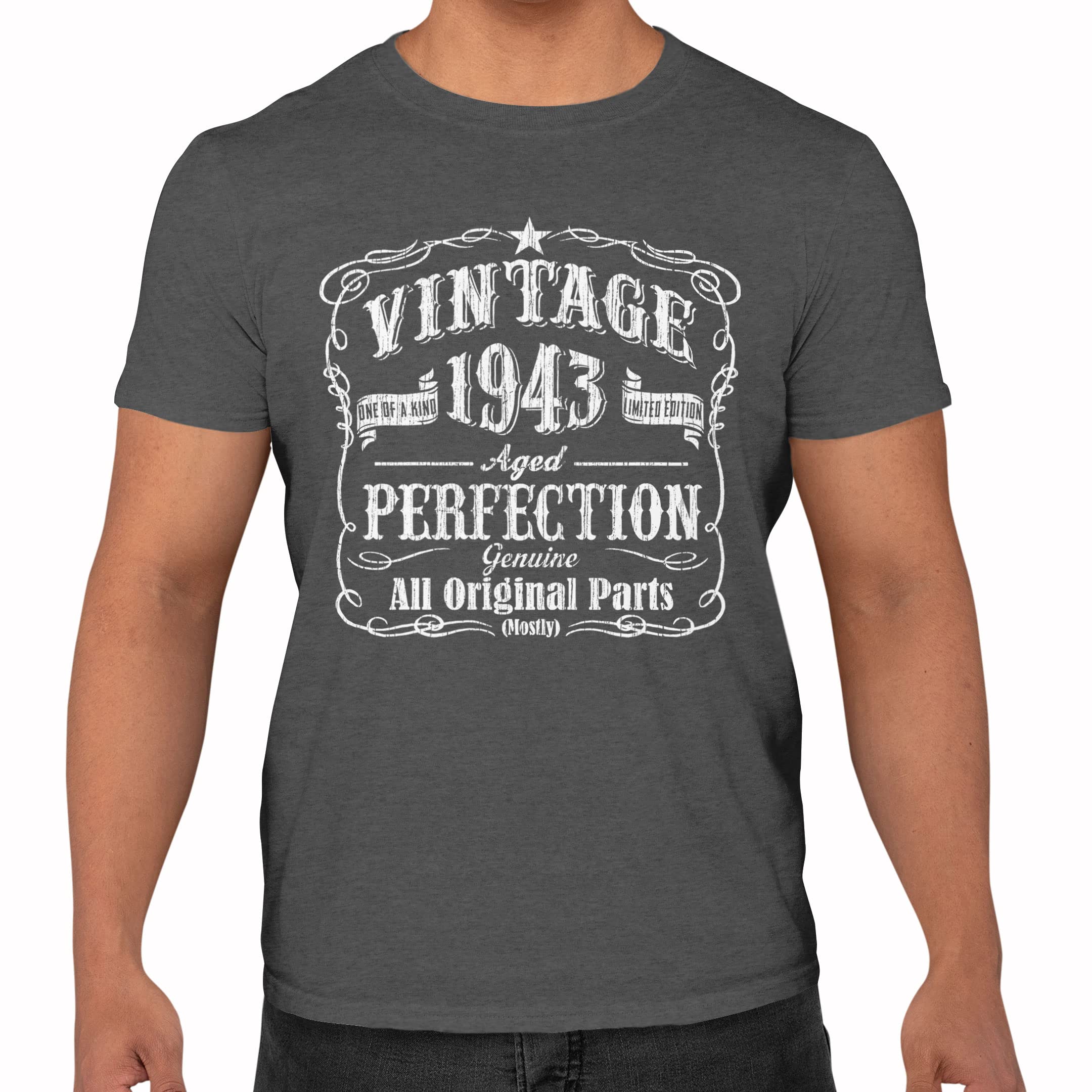 Vintage 1940s Style T-Shirt for Men - 82nd Birthday Gift, Retro 80 Year Old Apparel - Perfect for Birthday Parties, Family Gatherings & Nostalgic Fashion