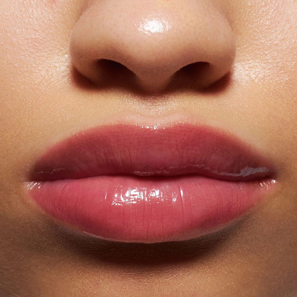 Glisten Up Lip Gloss - Shiny & Moisturizing Lip Gloss for Women - Perfect for Daily Wear & Special Occasions