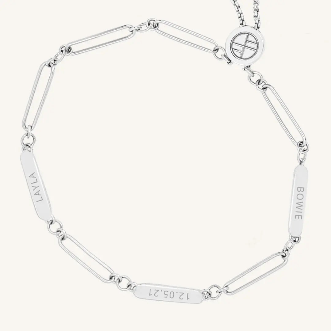 Stylish Etch Chain Bracelet with 3 Panels - Trendy Layered Jewelry for Women - Perfect for Casual Wear, Parties & Gifting