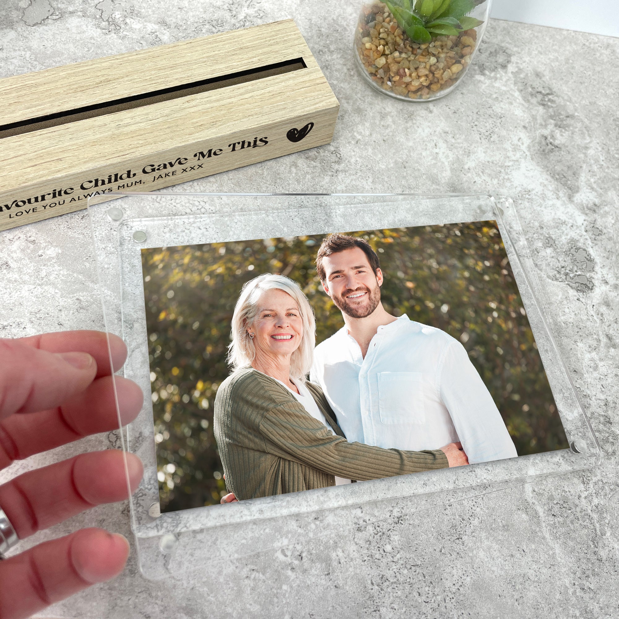 Personalized 'My Favorite Child Gave Me This' 6x4 Wooden Photo Frame - Perfect for Family Photos, Mother's Day Gifts & Home Decor