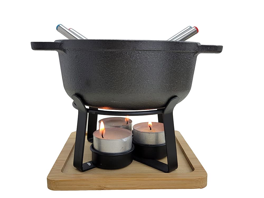 HAWOK Pre-Seasoned Cast Iron Dutch Oven with Trivet - 5.5 Quart Enameled Cookware for Baking, Roasting & Slow Cooking - Perfect for Soups, Stews & Bread Making in Oven or Campfire