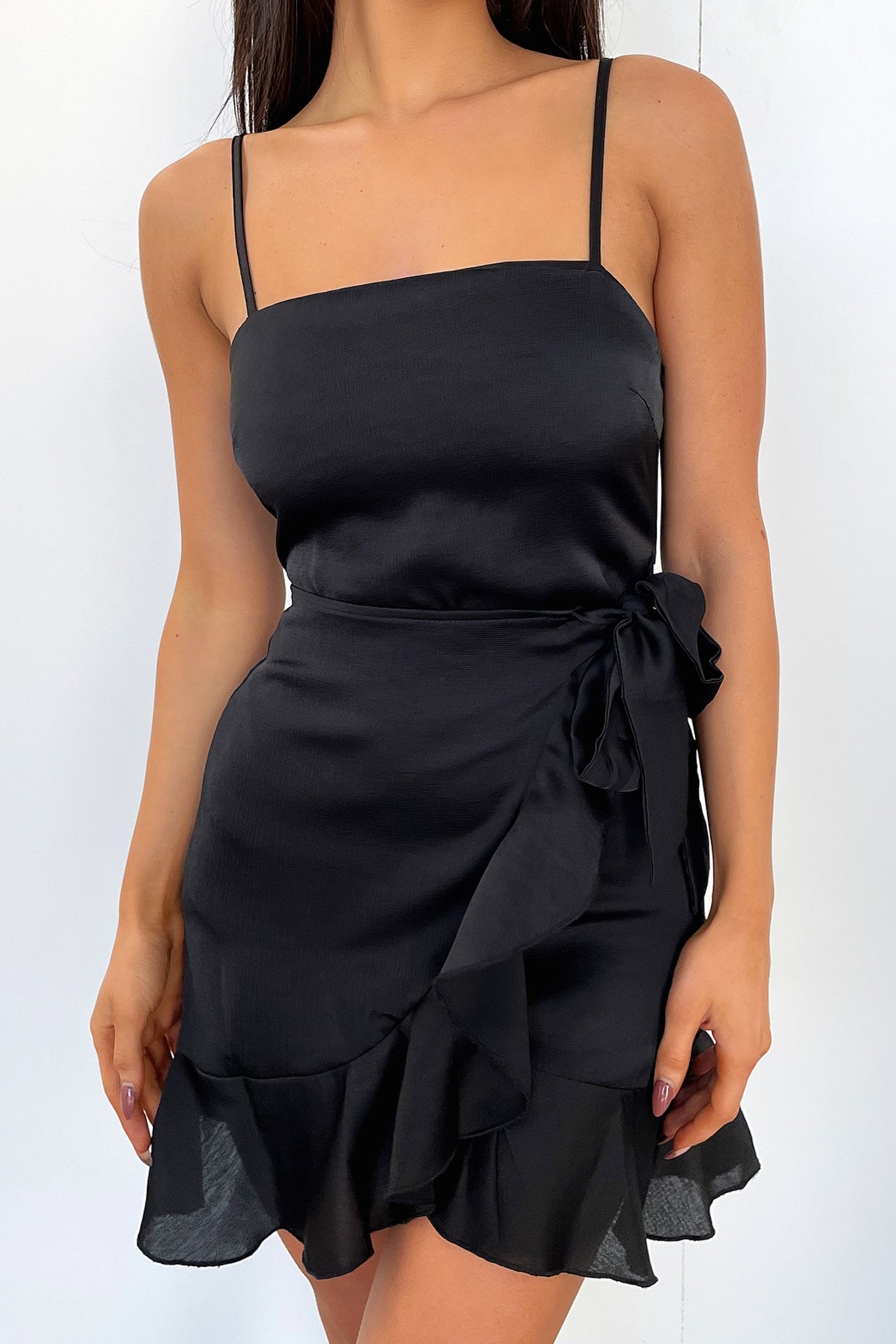 Grace Black Dress - Elegant & Stylish Women's Formal Wear for Parties, Weddings & Special Occasions