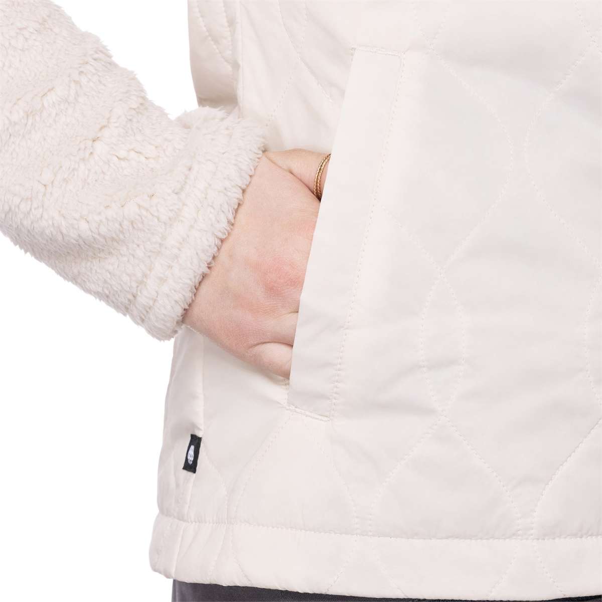 686 Women's Smarty 3-in-1 Spellbound Waterproof Ski Jacket - Winter Snowboarding Coat with Removable Liner (2024) | Perfect for Skiing, Snowboarding & Cold Weather Outdoor Activities