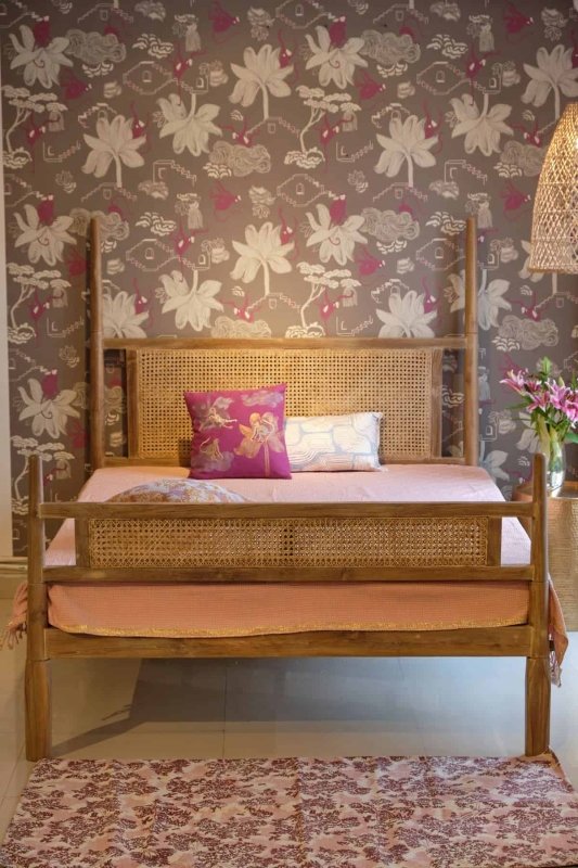 Handmade Cane Design Four Poster Bed - Elegant Rattan Canopy Bed Frame for Master Bedroom, Guest Room or Luxury Hotel Suite