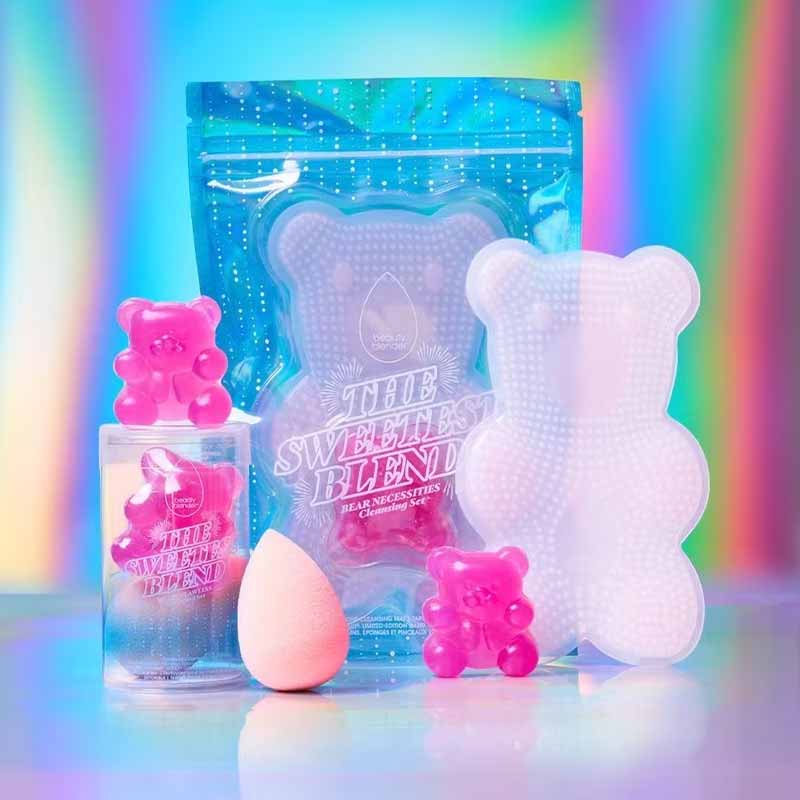 Beautyblender Sweetest Blend Bear Necessities Cleansing Set - 3-Piece Makeup Sponge & Cleanser Kit for Flawless Application & Easy Cleaning | Perfect for Travel & Professional Makeup Artists