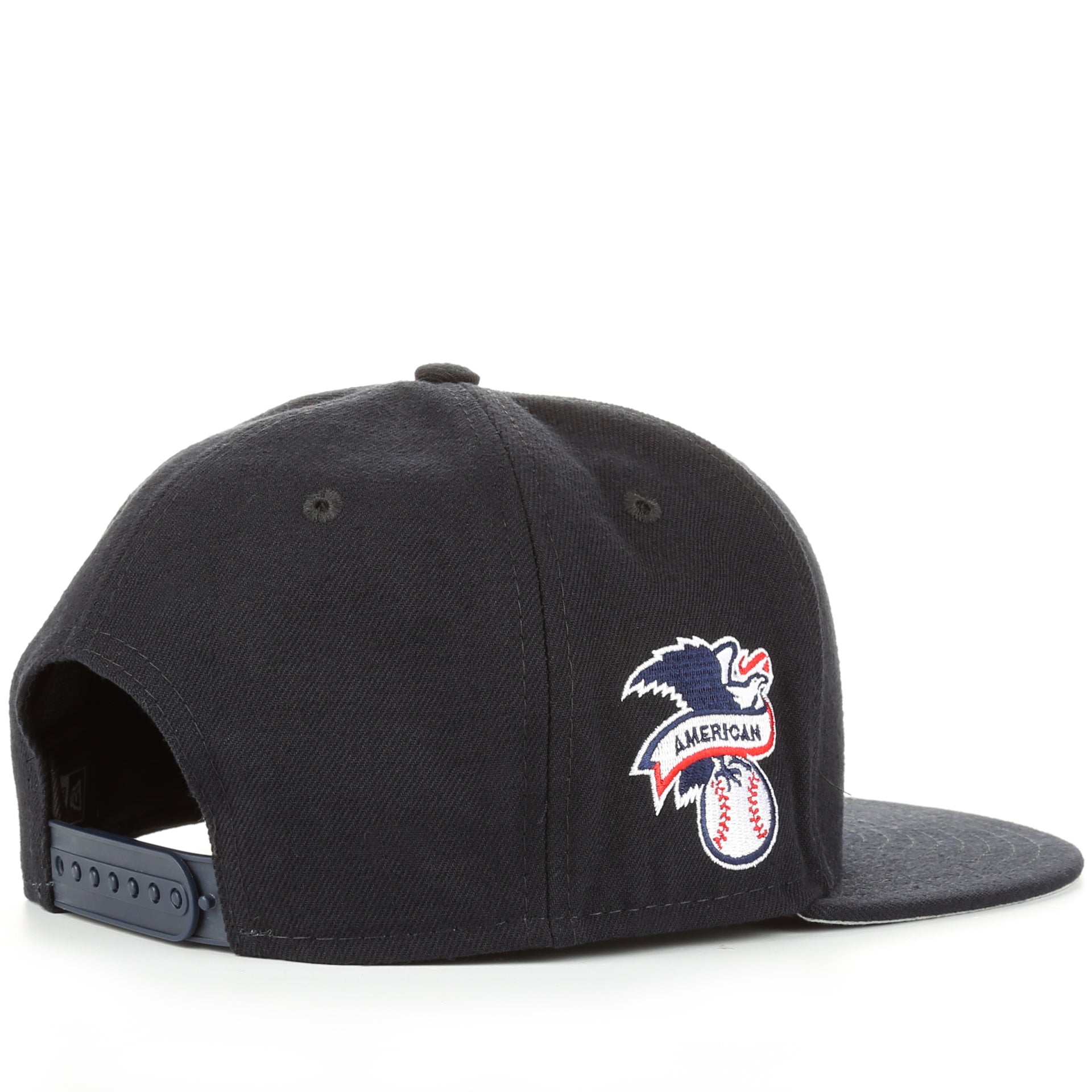 New Era 9Fifty Seattle Mariners Navy Snapback Hat - Adjustable Baseball Cap for Men & Women - Perfect for Baseball Games, Streetwear Fashion & Casual Outfits