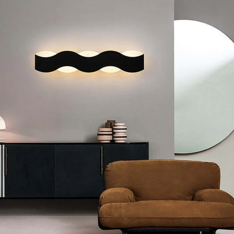 Modern Wavy Minimalist Wall Lamp - Sleek LED Sconce for Bedroom, Living Room & Hallway Lighting - Dimmable Ambient Decor
